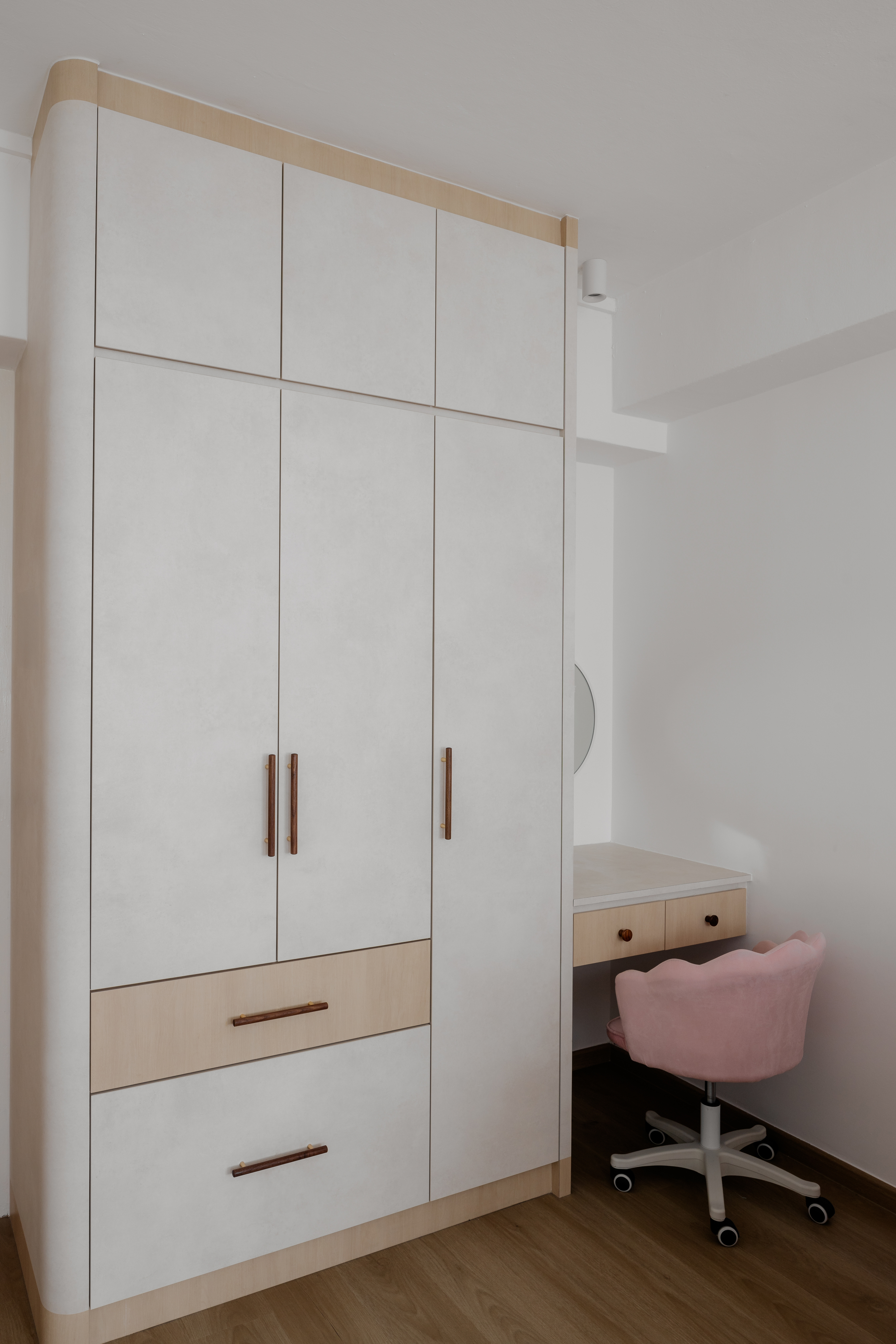 Inside a Modern Farmhouse inspired HDB 🌾