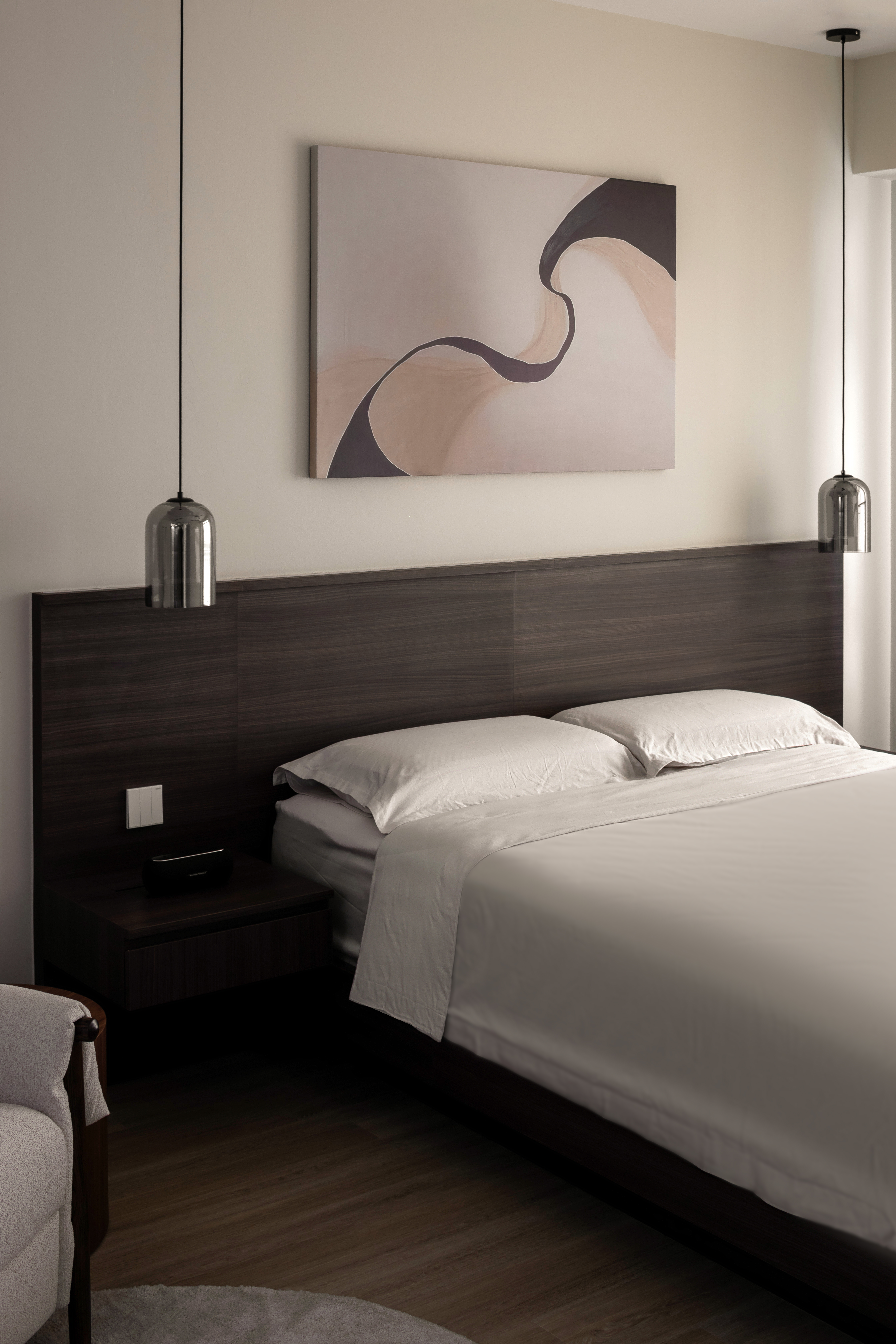 Peek inside a stylish Modern Contemporary home 🪴