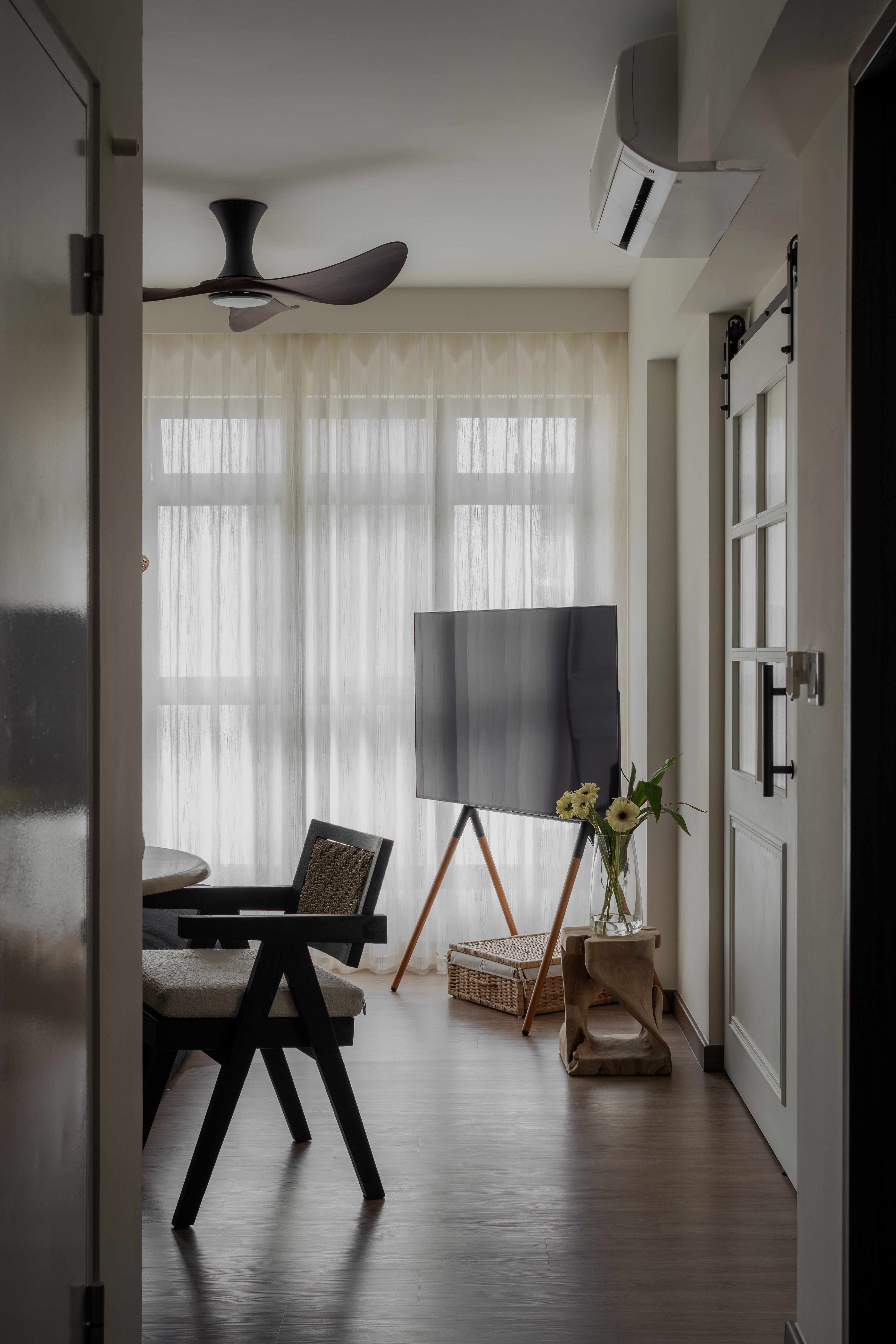 Check out this Modern French 2-room BTO ✨