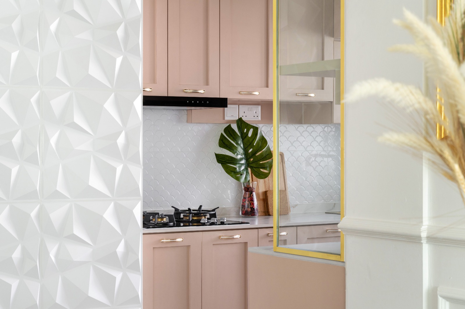 Elegance in a Minimalist HDB home 🏠