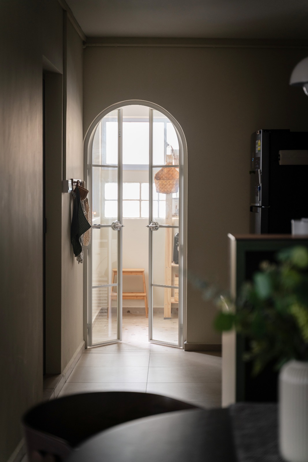 A peek inside a cozy, stylish home 👀🛋️