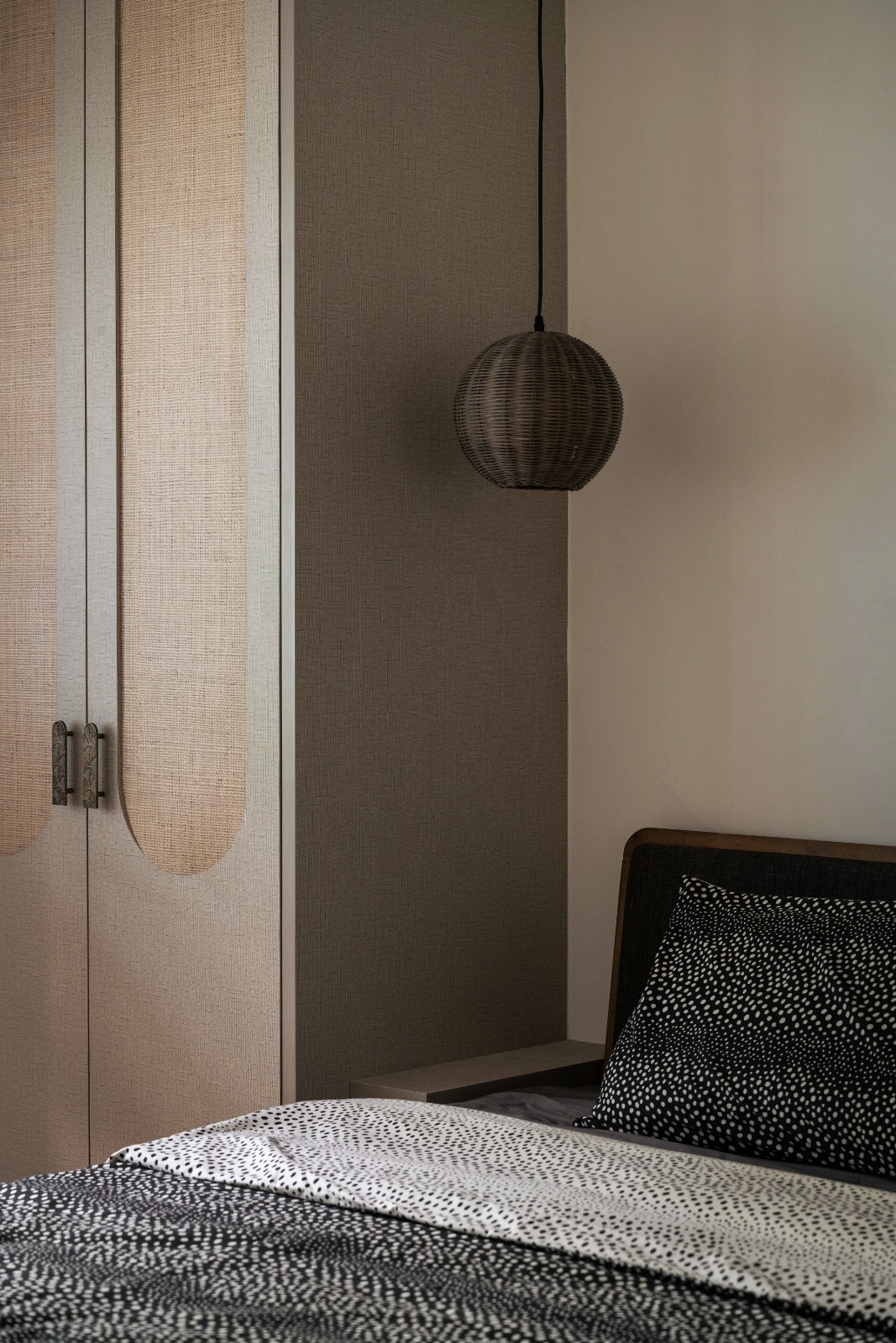 A peek inside a cozy, stylish home 👀🛋️