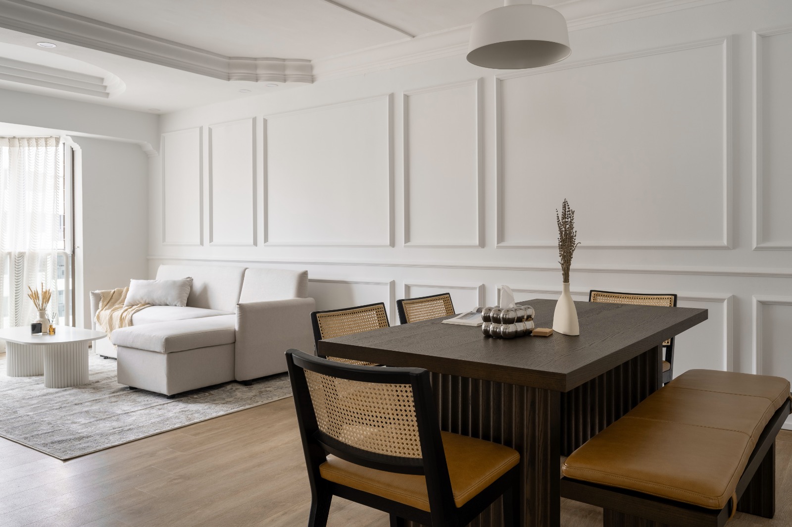 Allure of a Modern Victorian home 🕊️