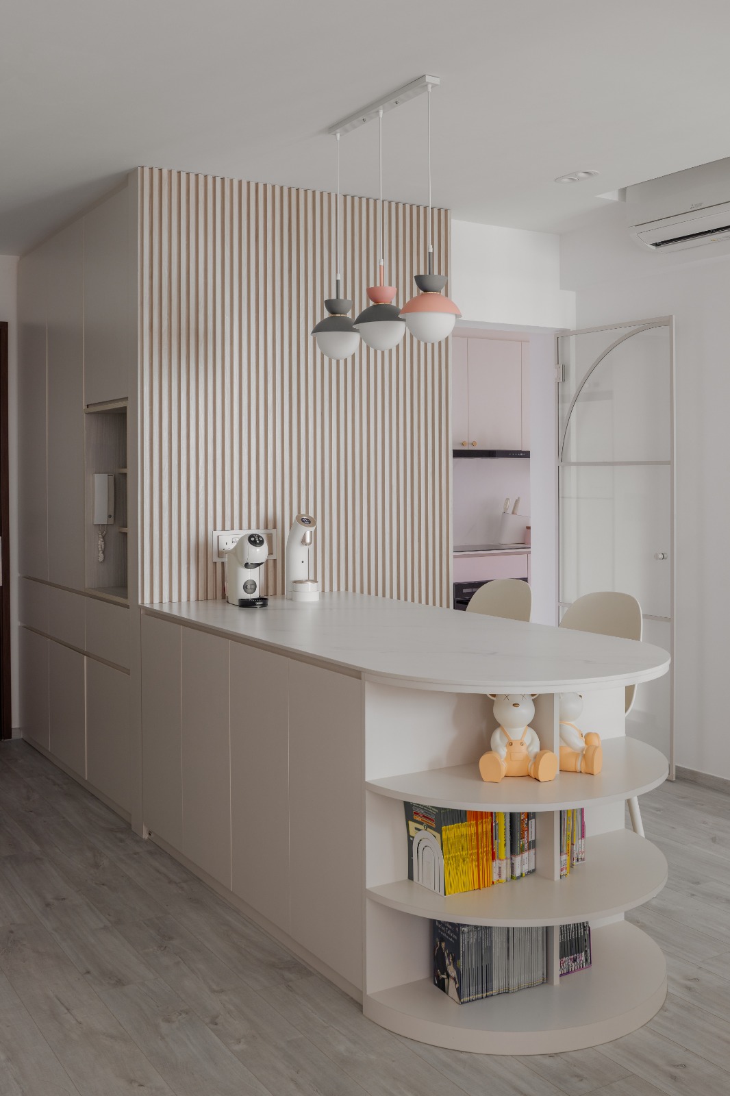 A serene sophistication | 3 bedder resale condo