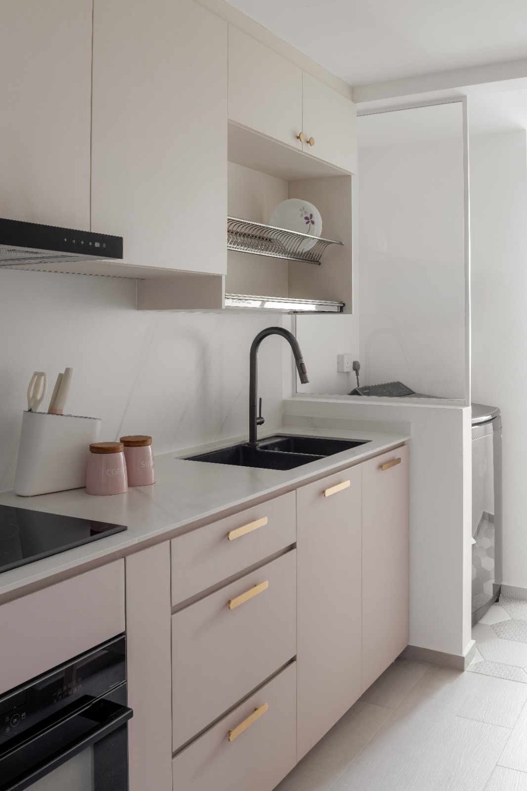 A serene sophistication | 3 bedder resale condo