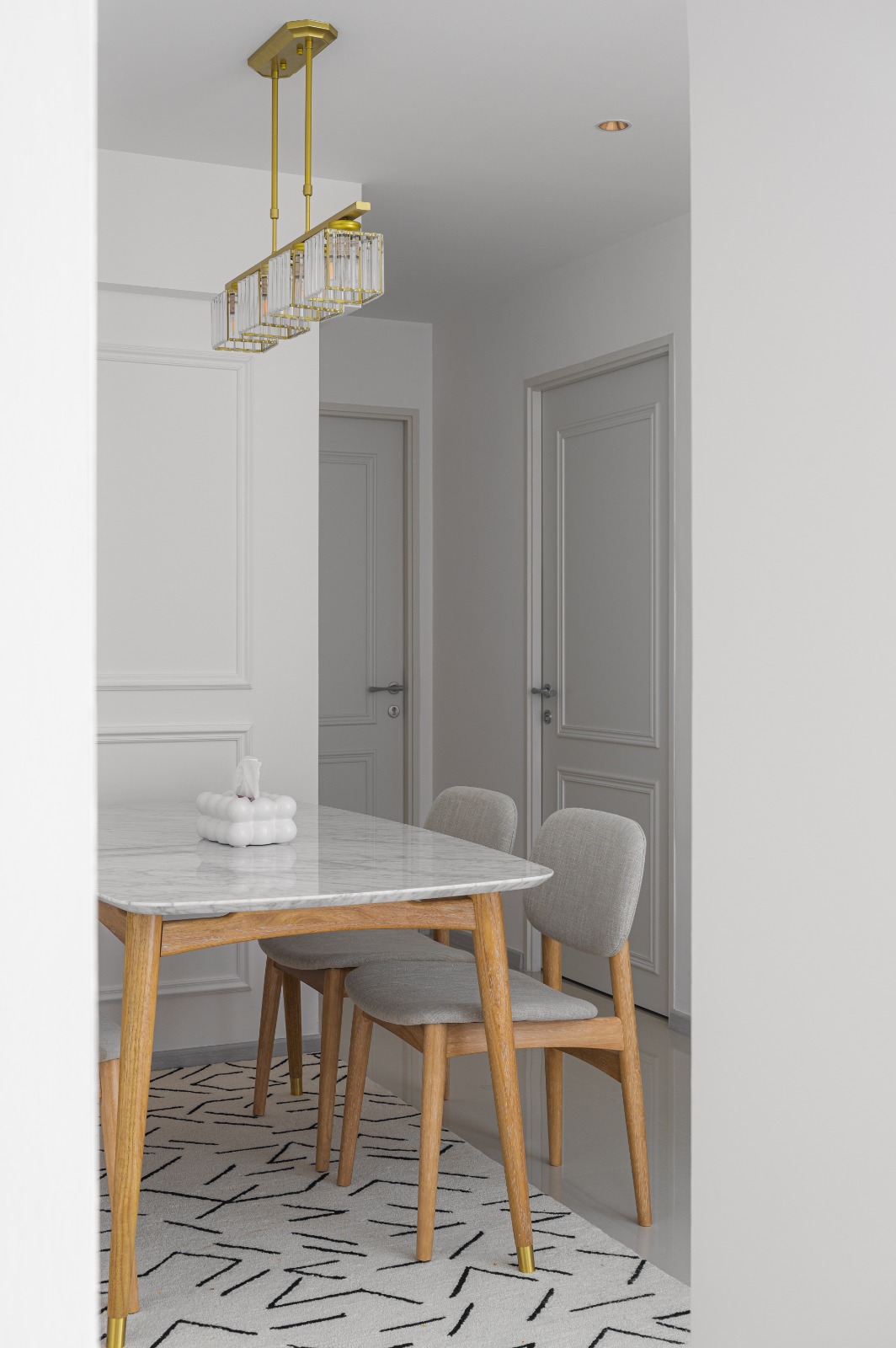 Modern Victorian | Elegance & Sophistication 🤍