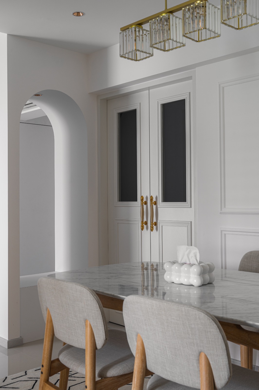 Modern Victorian | Elegance & Sophistication 🤍