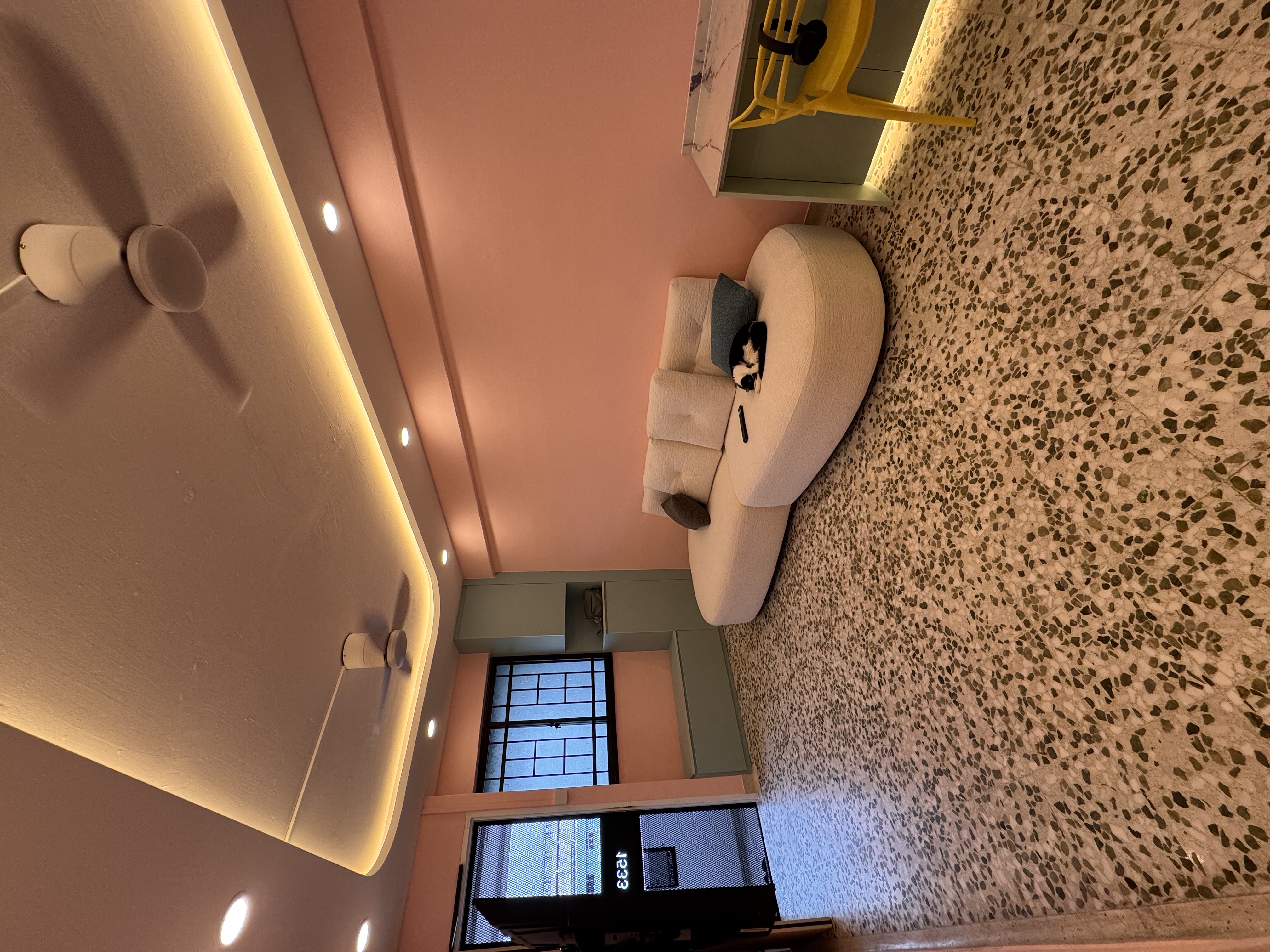 3 Room HDB Resale Bachelor Pad