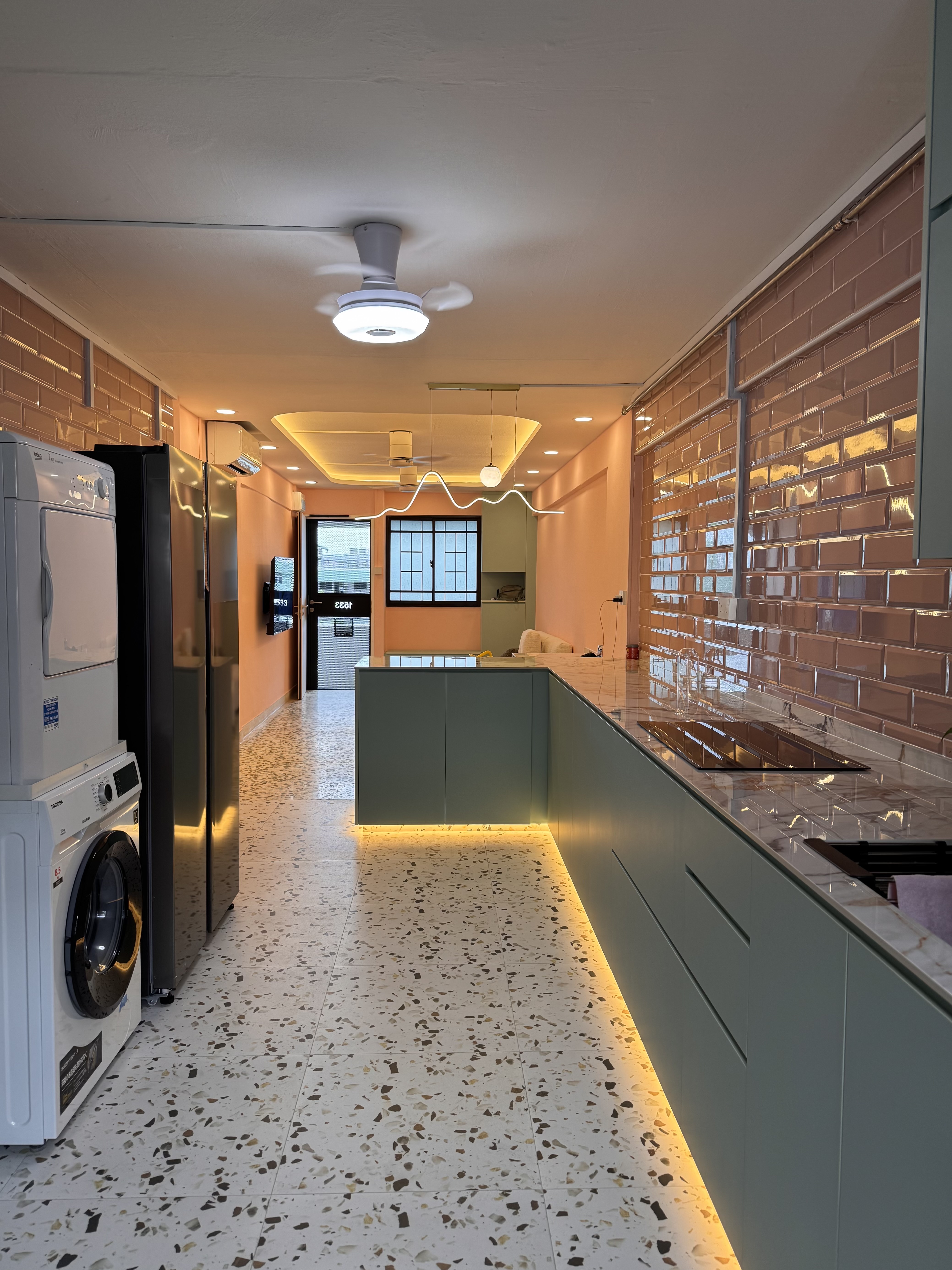 3 Room HDB Resale Bachelor Pad