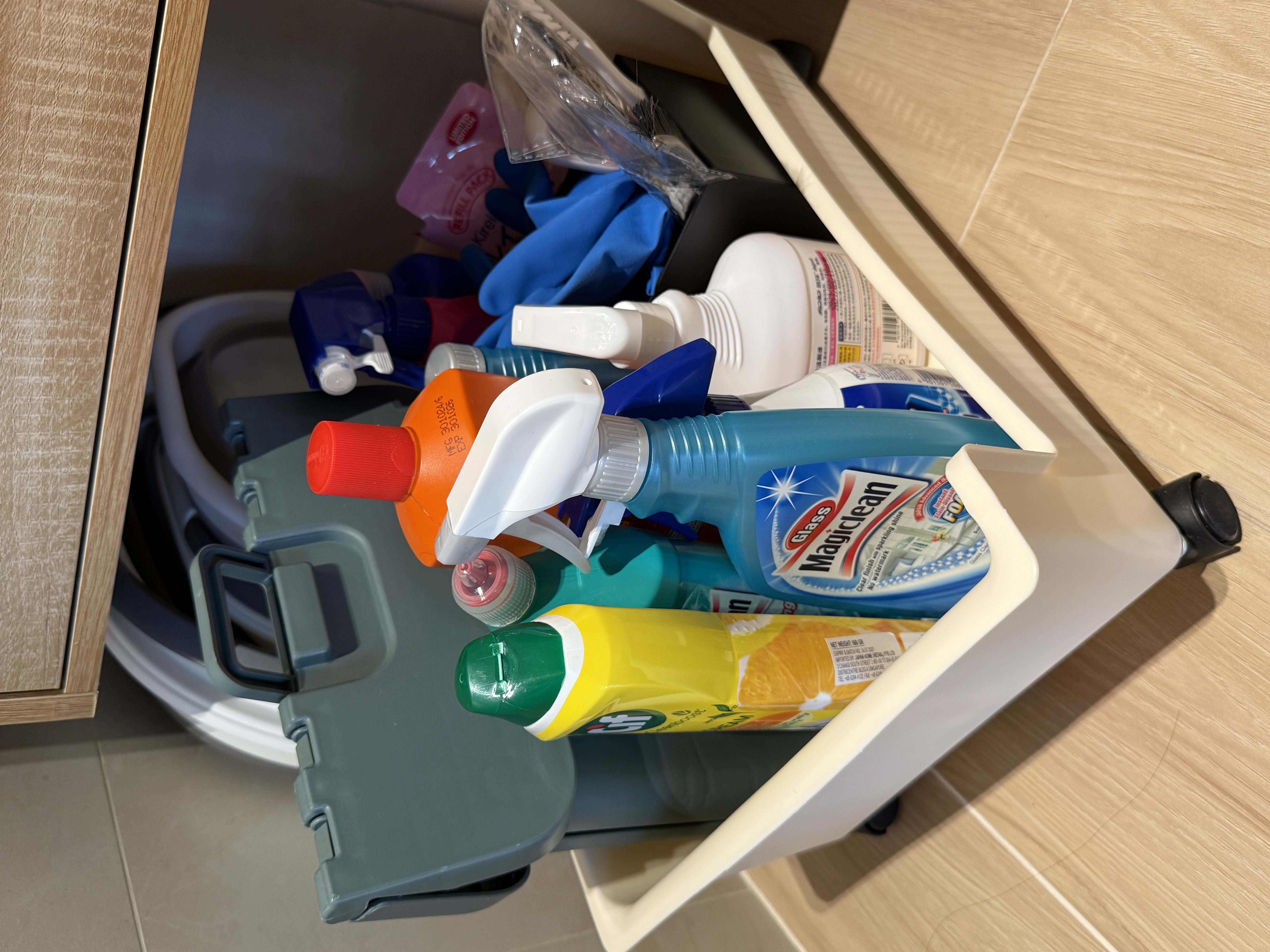 <$20 Shopee bathroom finds