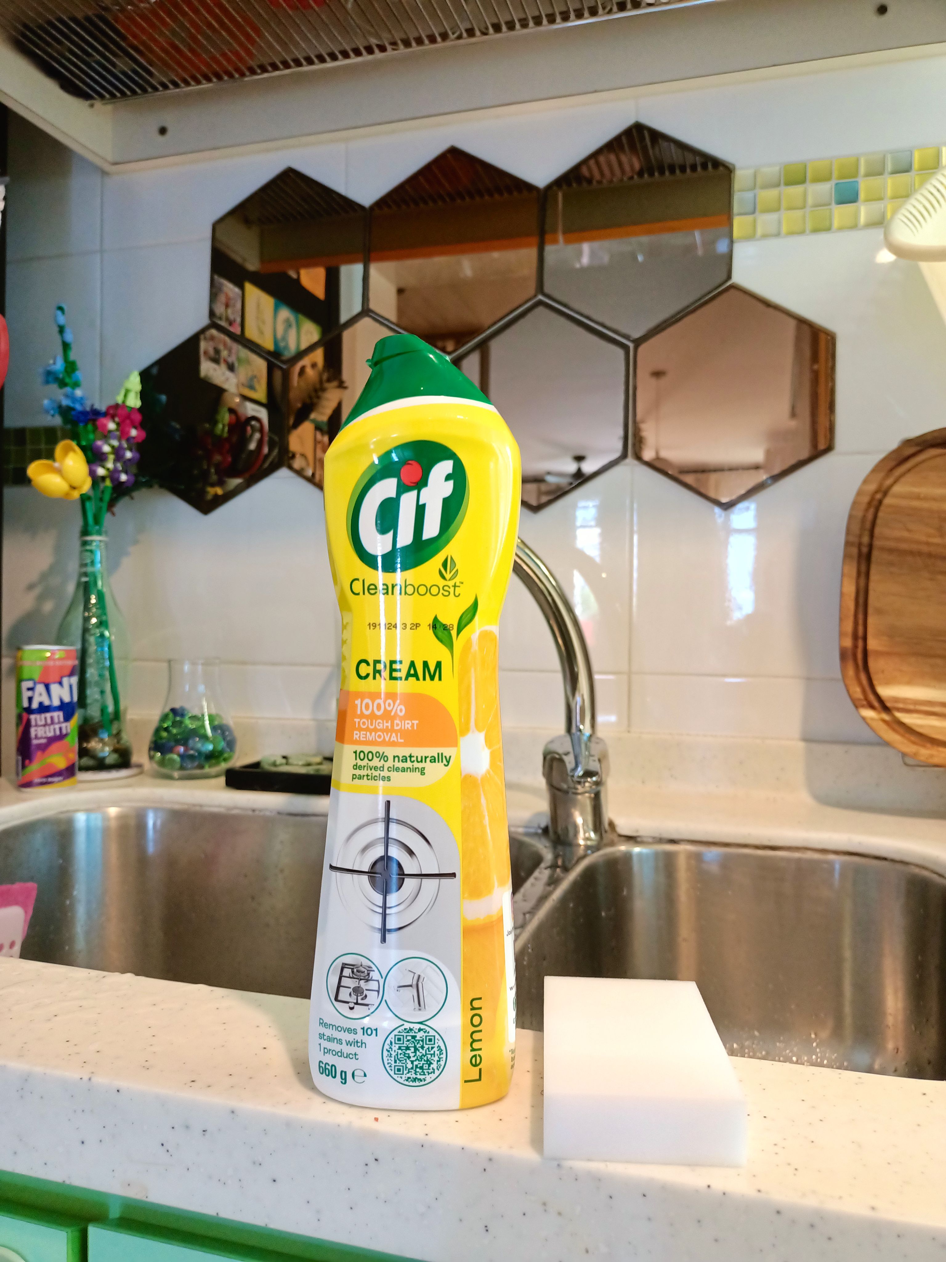 Products-And-Tools-to-Fake-a-Clean-Home-