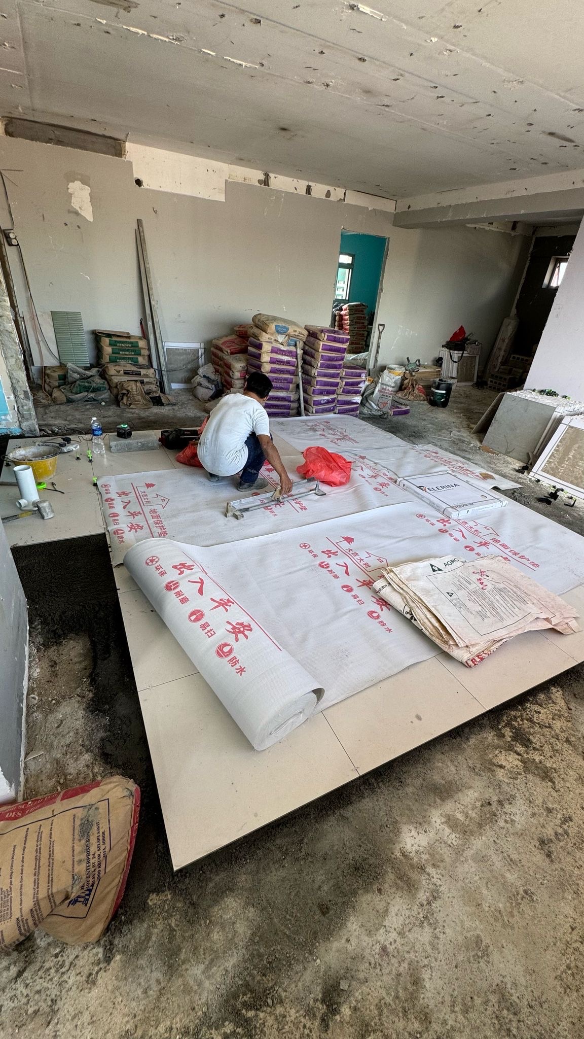 $100K-Reno-for-the-Right-Bones