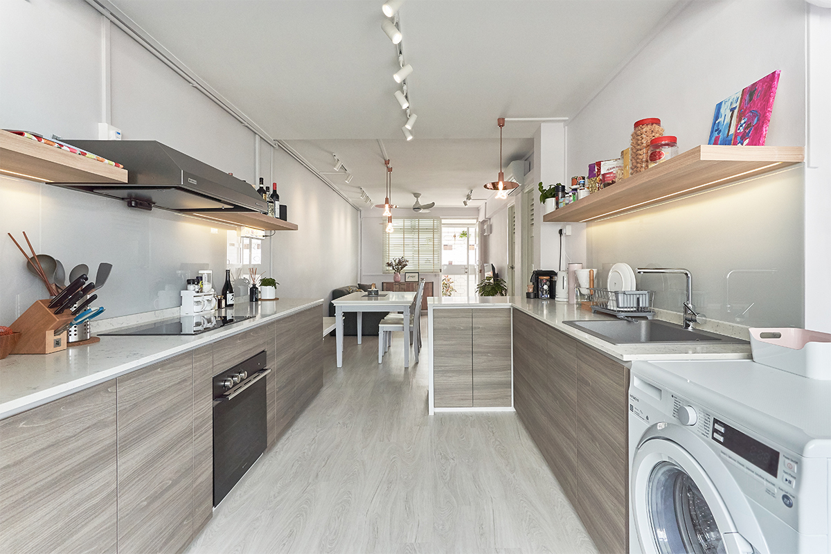 Stirling Road: A Calm, Thoughtful 3-Room Resale 1970