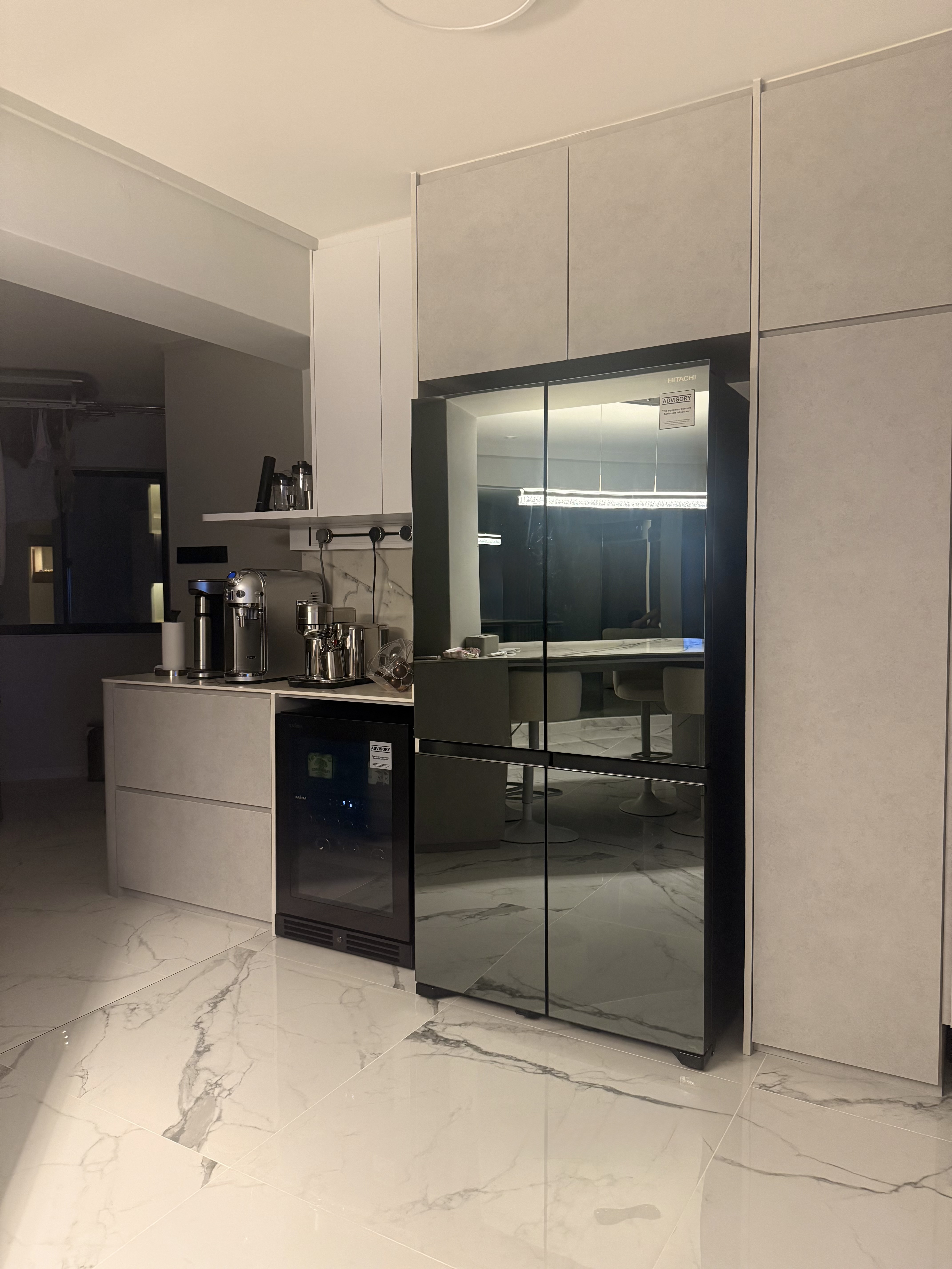 Mirror mirror on the wall 🪞✨