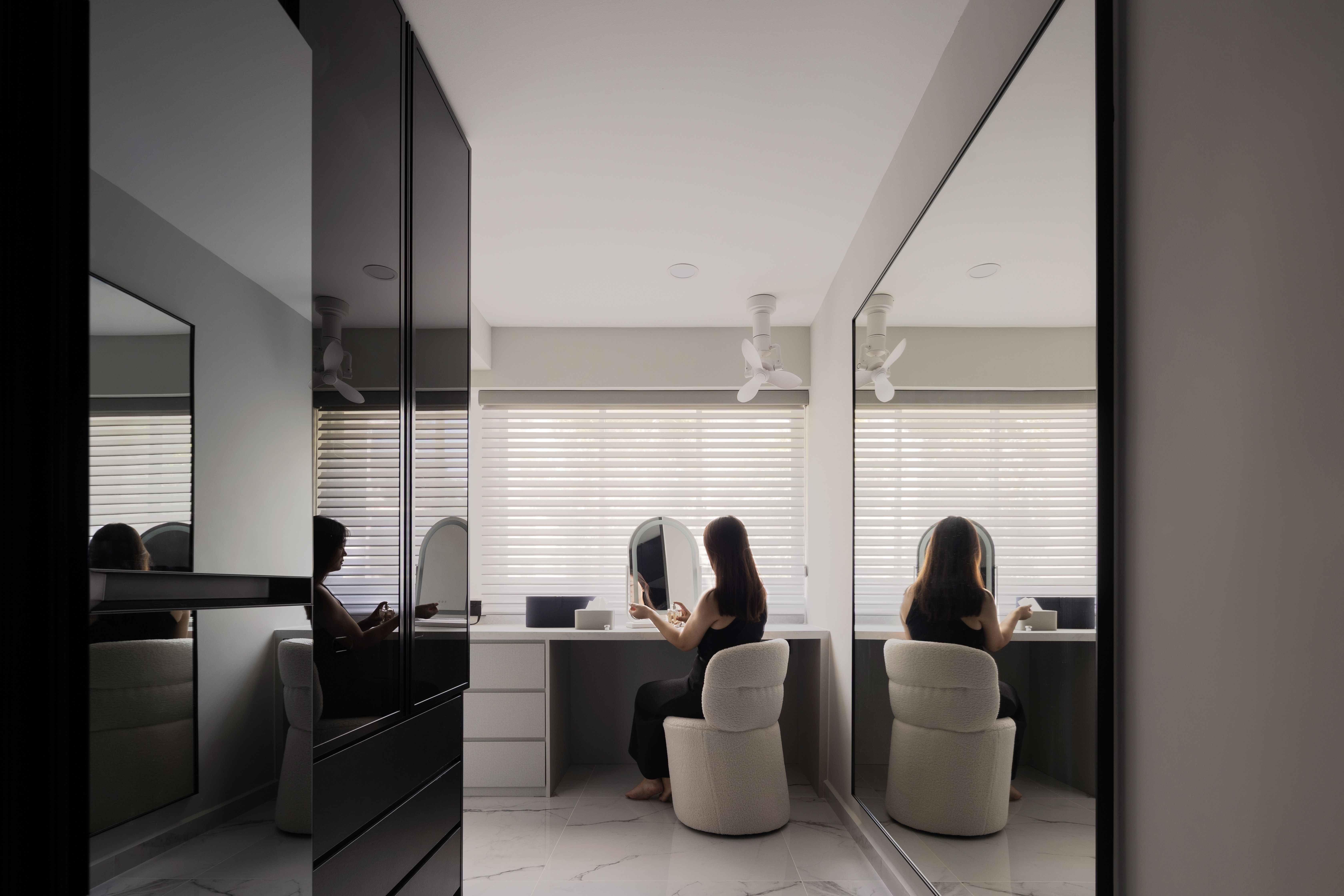 Mirror mirror on the wall 🪞✨