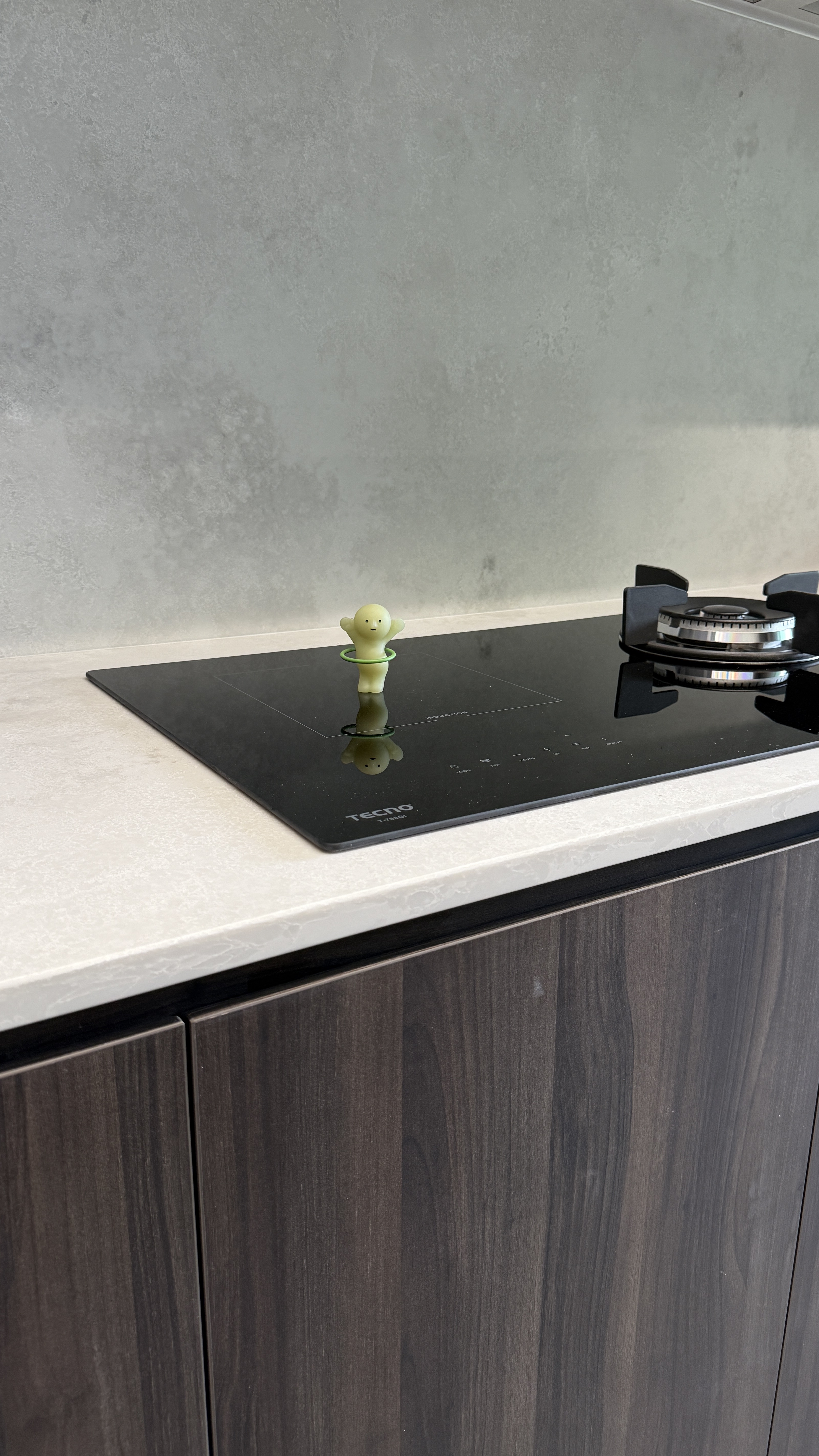 Smiski says.. Here's some sneaky peeks 👀