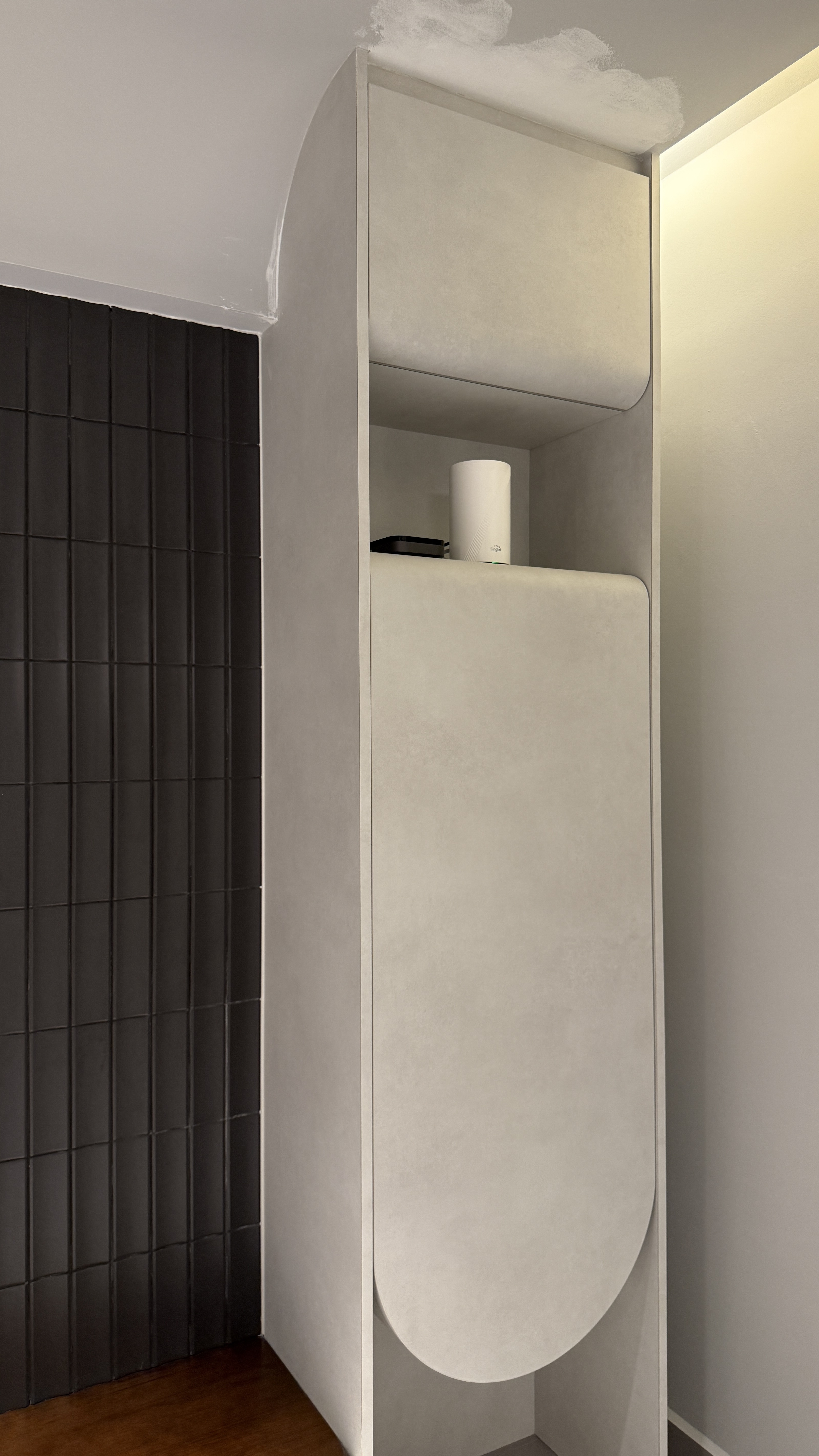 Don't judge the cabinet by its cover 🫣