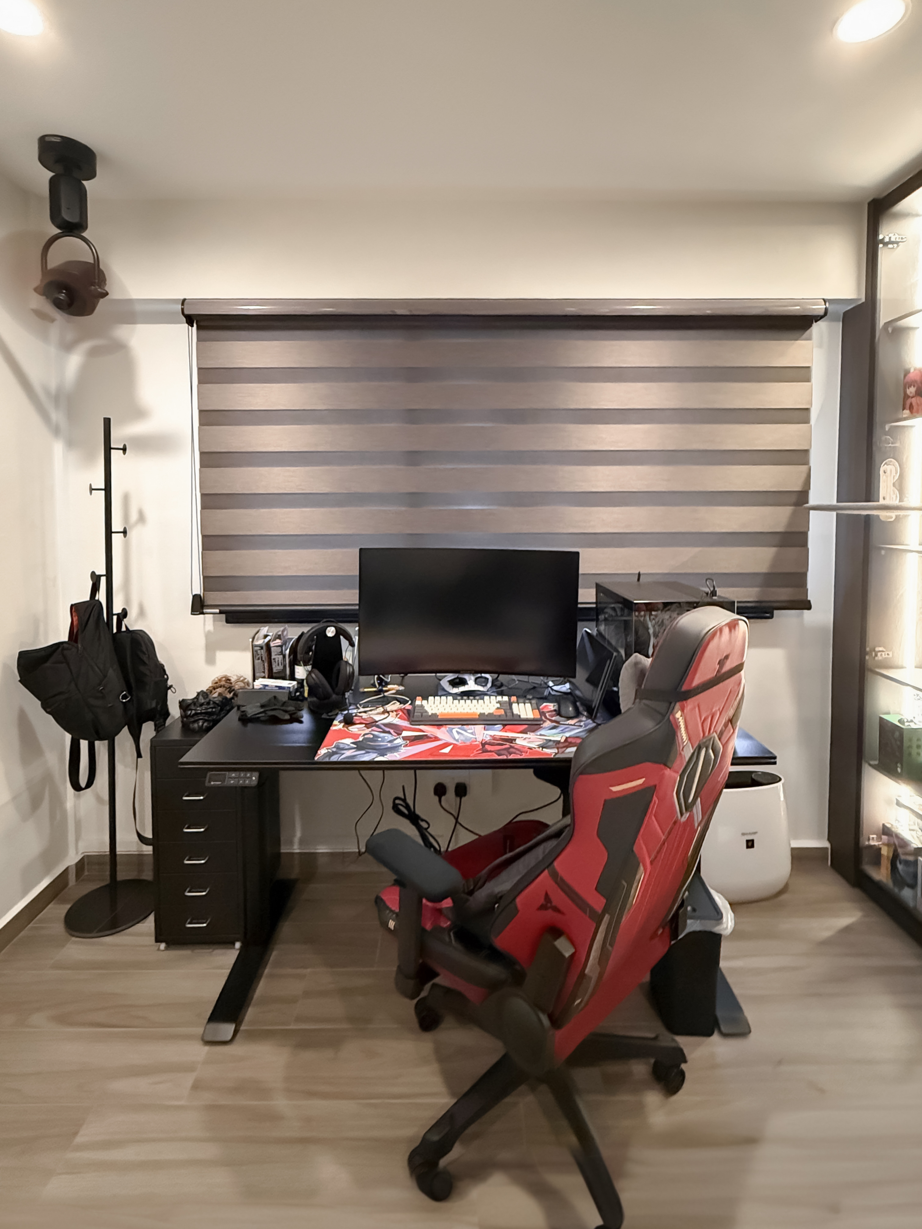 🎮-A-Gamer’s-Retreat-with-Style-and-Soul