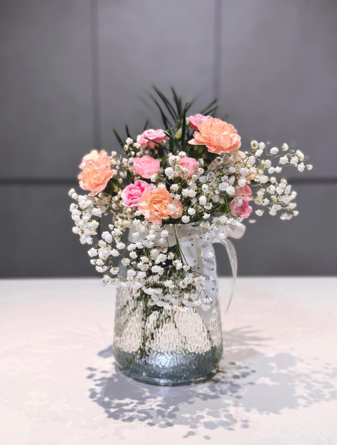 Bringing Blooms to Life (Part 2) 🌷🪻: Floral Arrangement & Handling