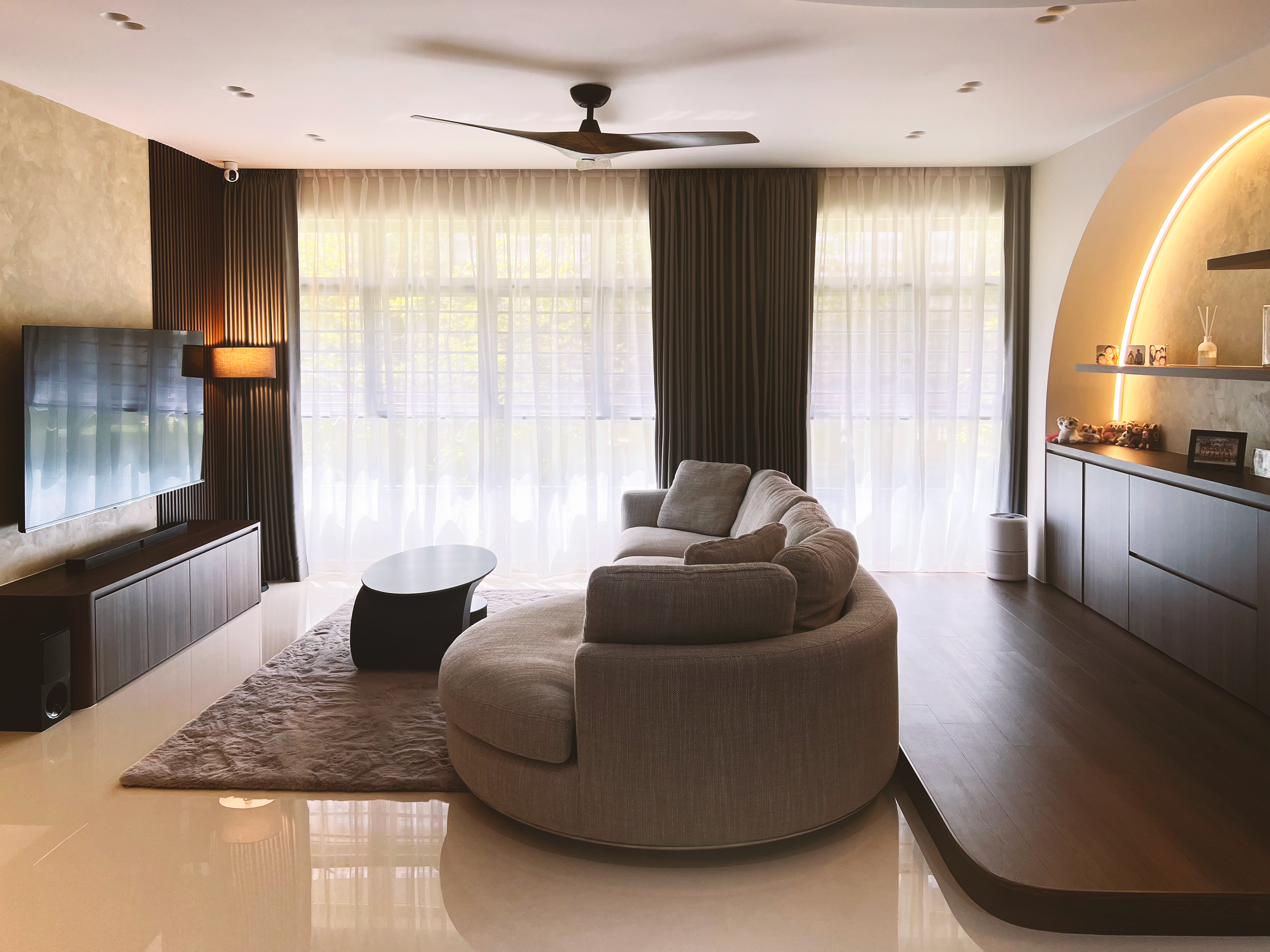 A-soft-sculptural-transformation-to-this-5-Room-resale-HDB.