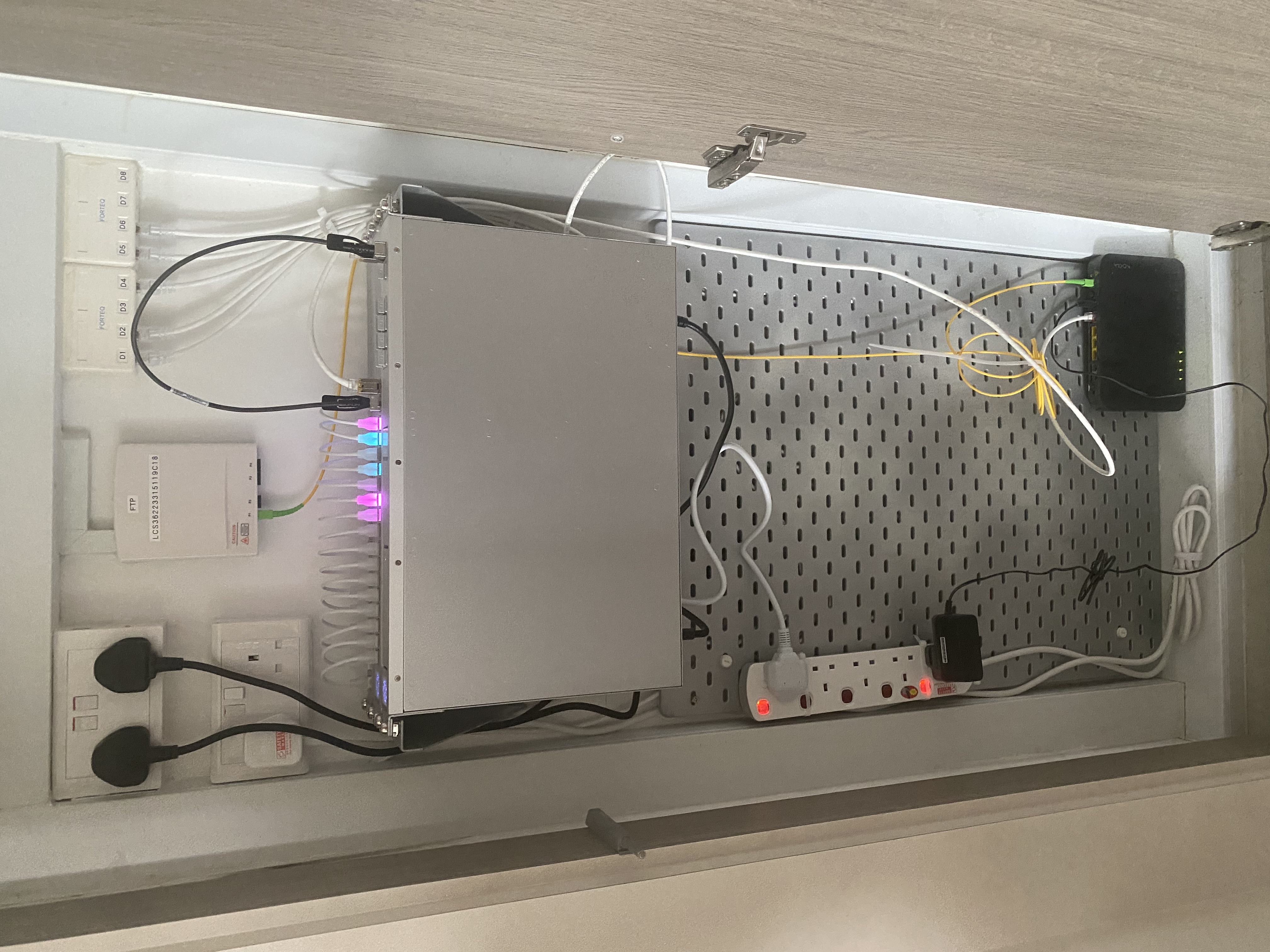 Living Room: Reno Decisions & Products