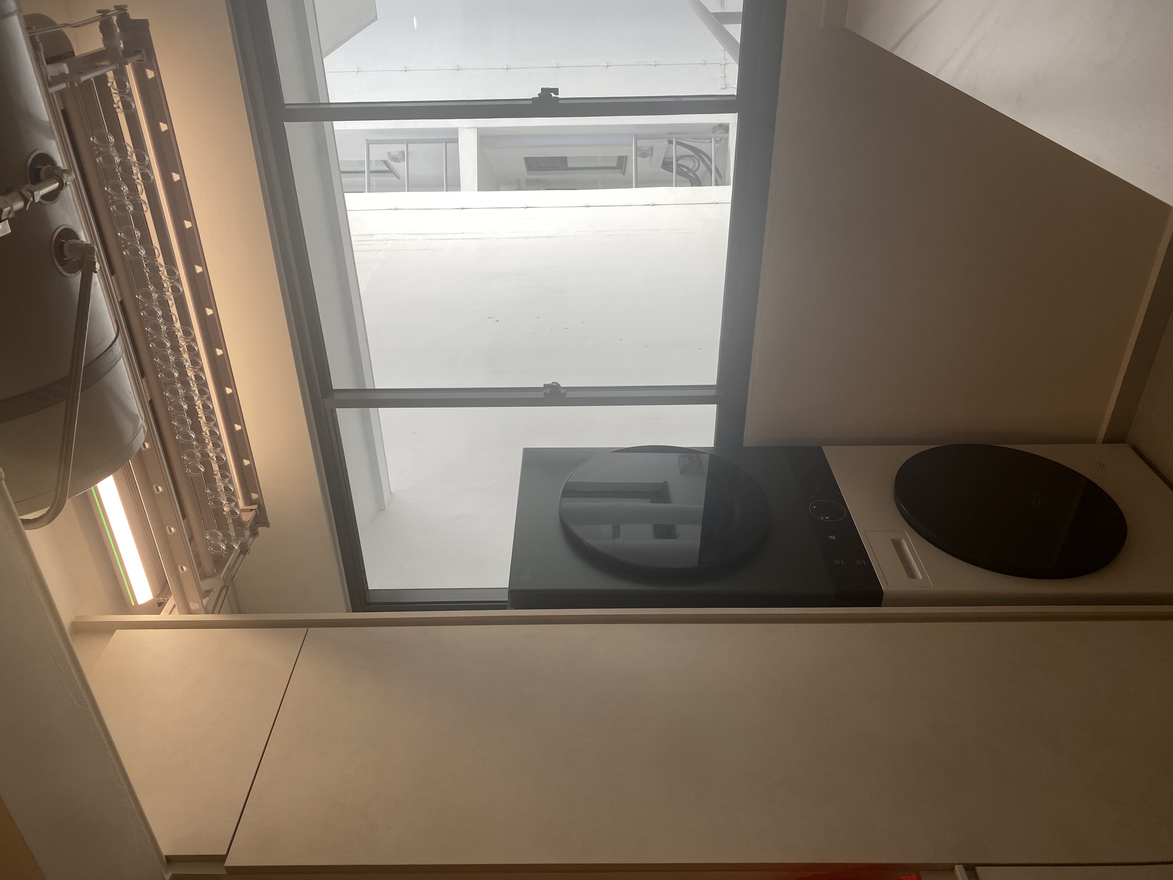 Service Yard: Reno Decisions & Products