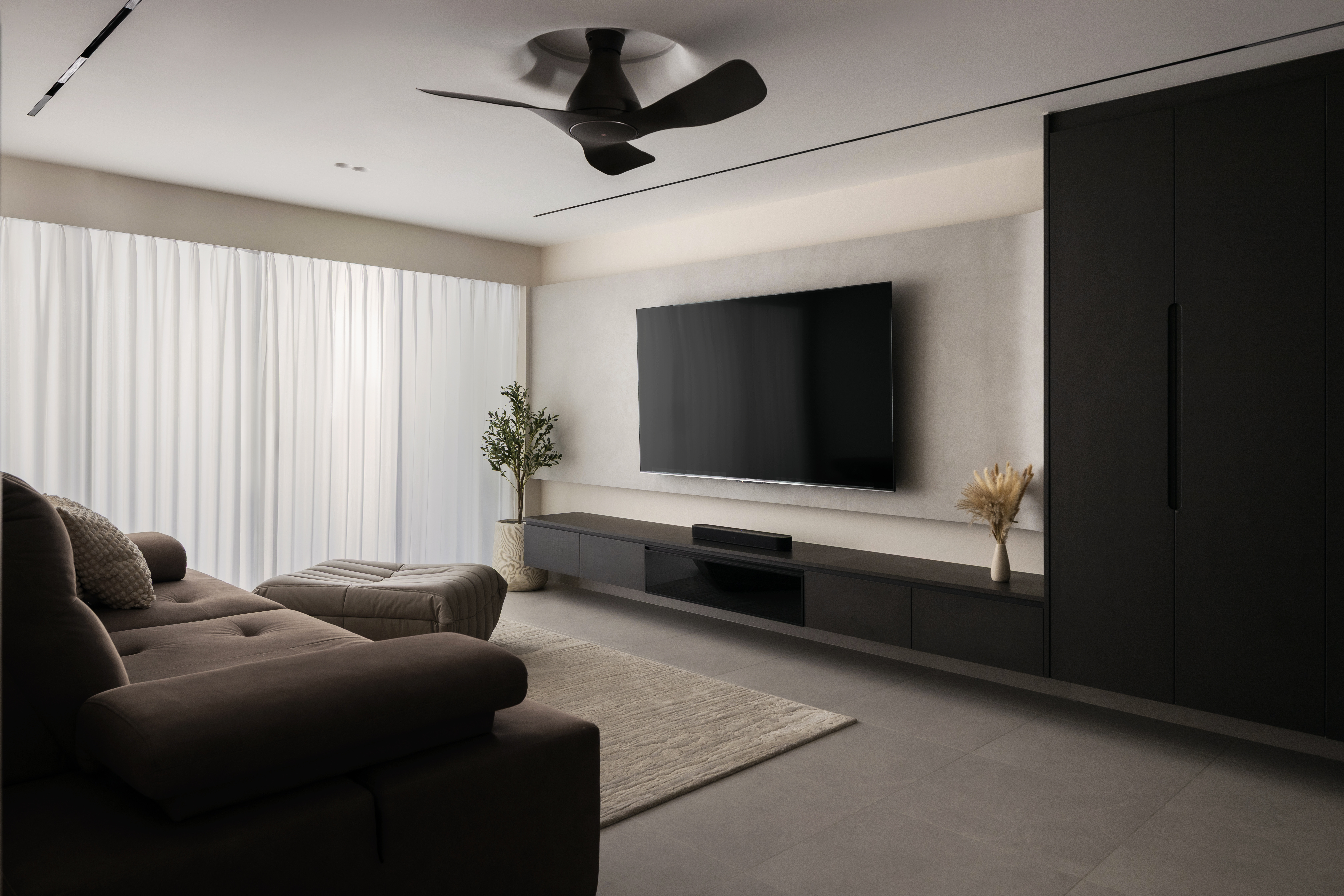 Explore the allure of a Contemporary home 😍