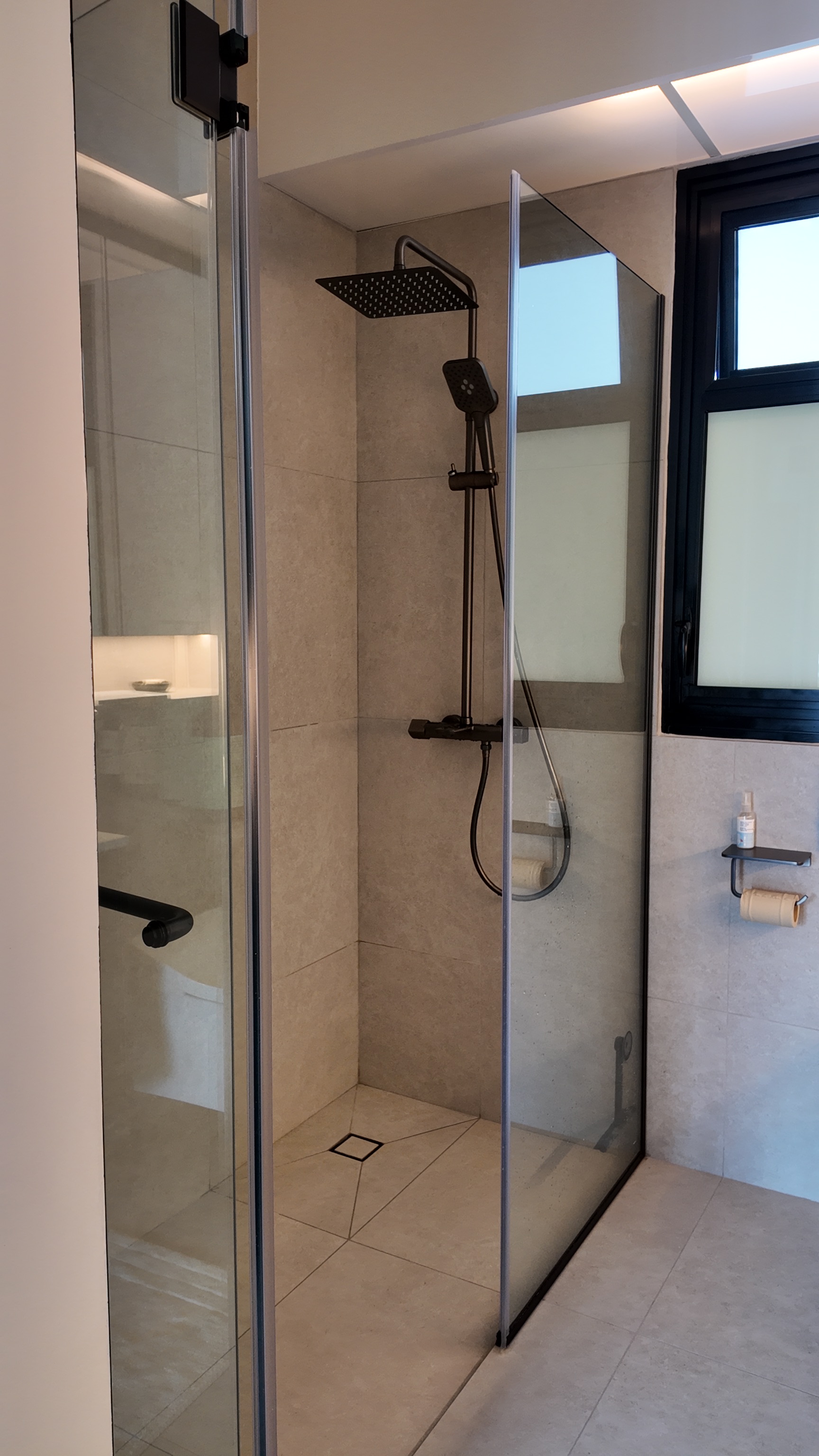 Our bathroom reveal✨ Keeping it simple & functional. No edits.