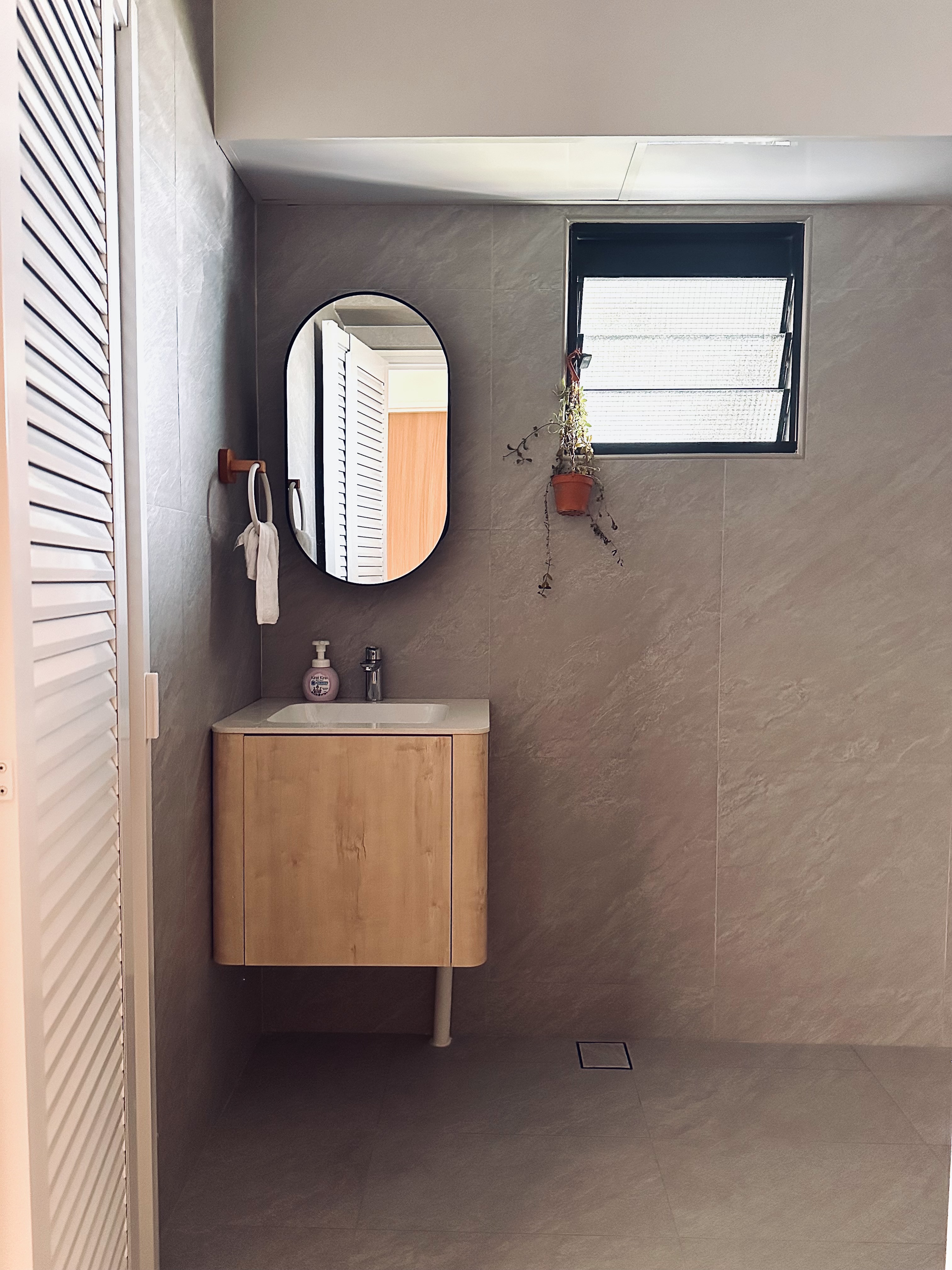 $75k cosy, creamy, japandi-inspired 4-room resale