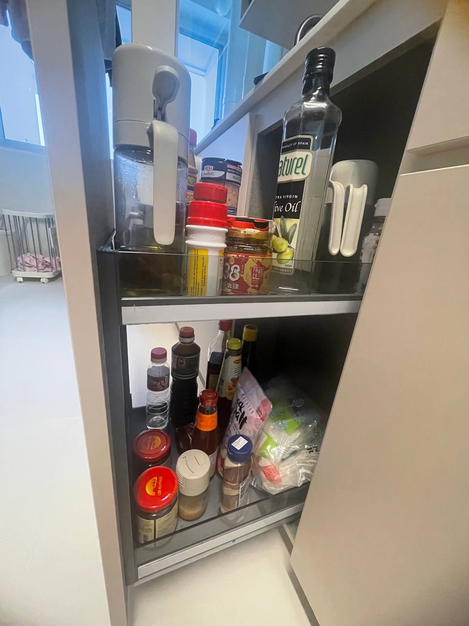 Hidden storage, and zero clutter