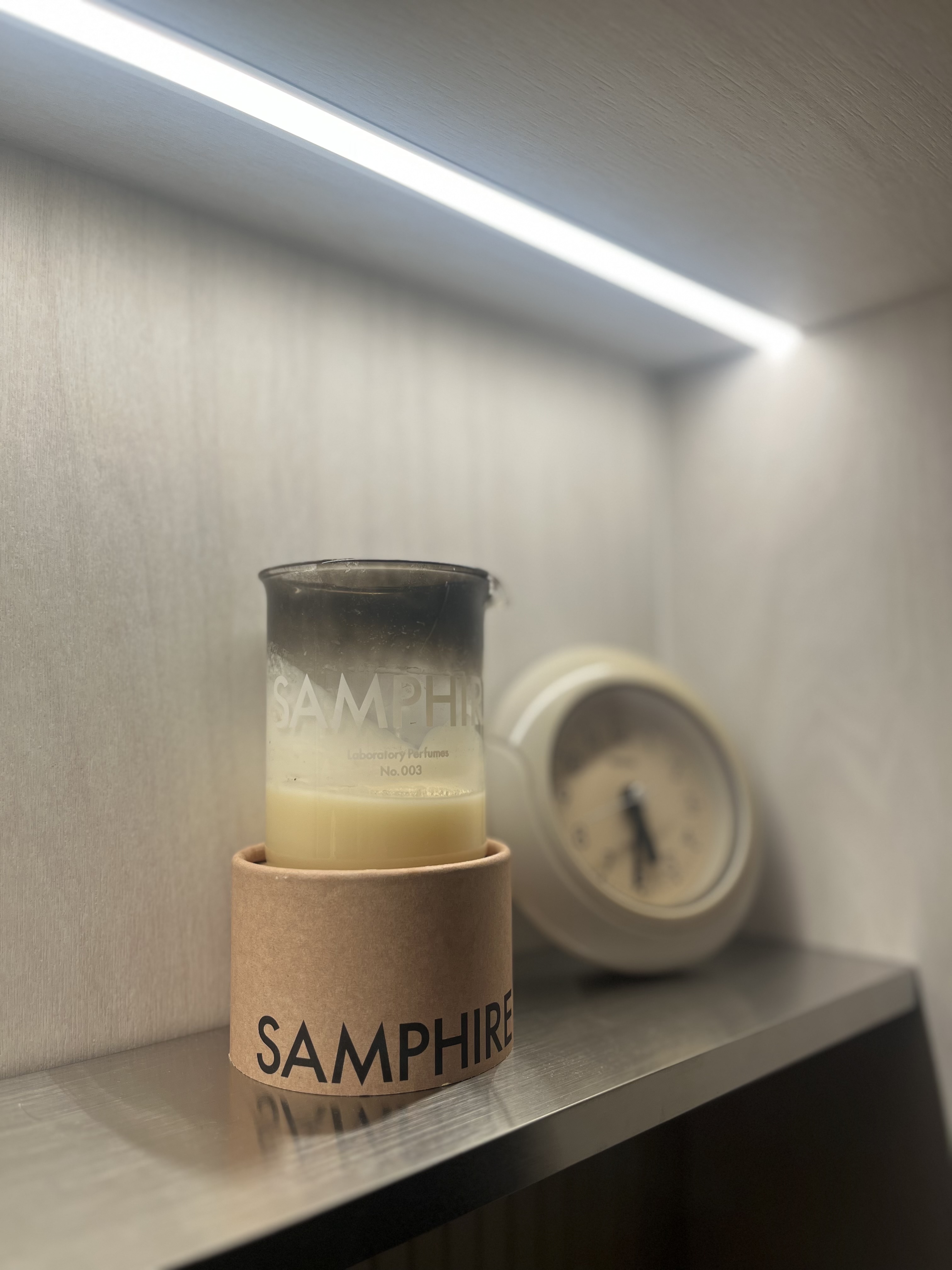 Completing your cosy home vibes with candles 👃