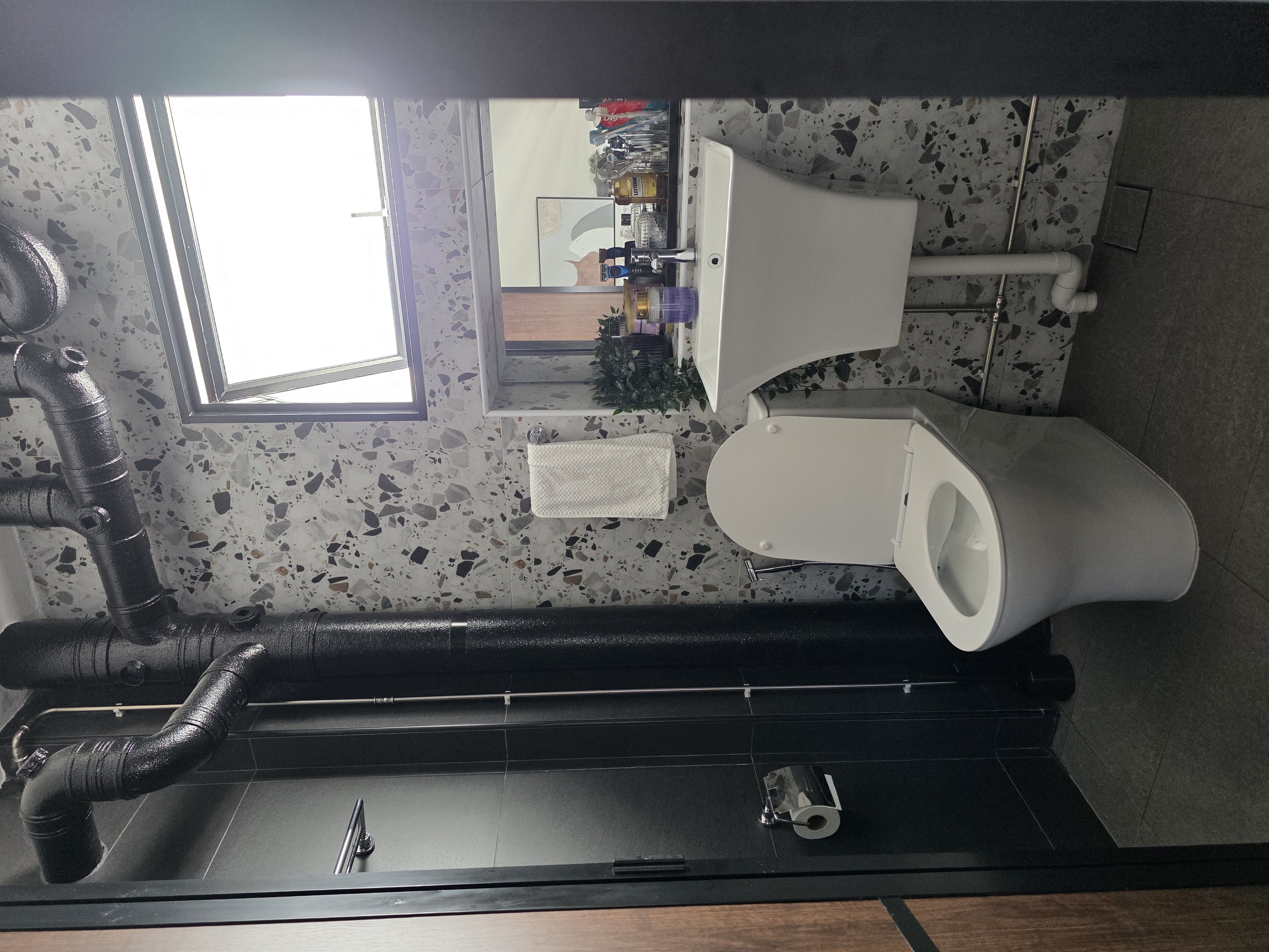 Our simple common and master bathroom.