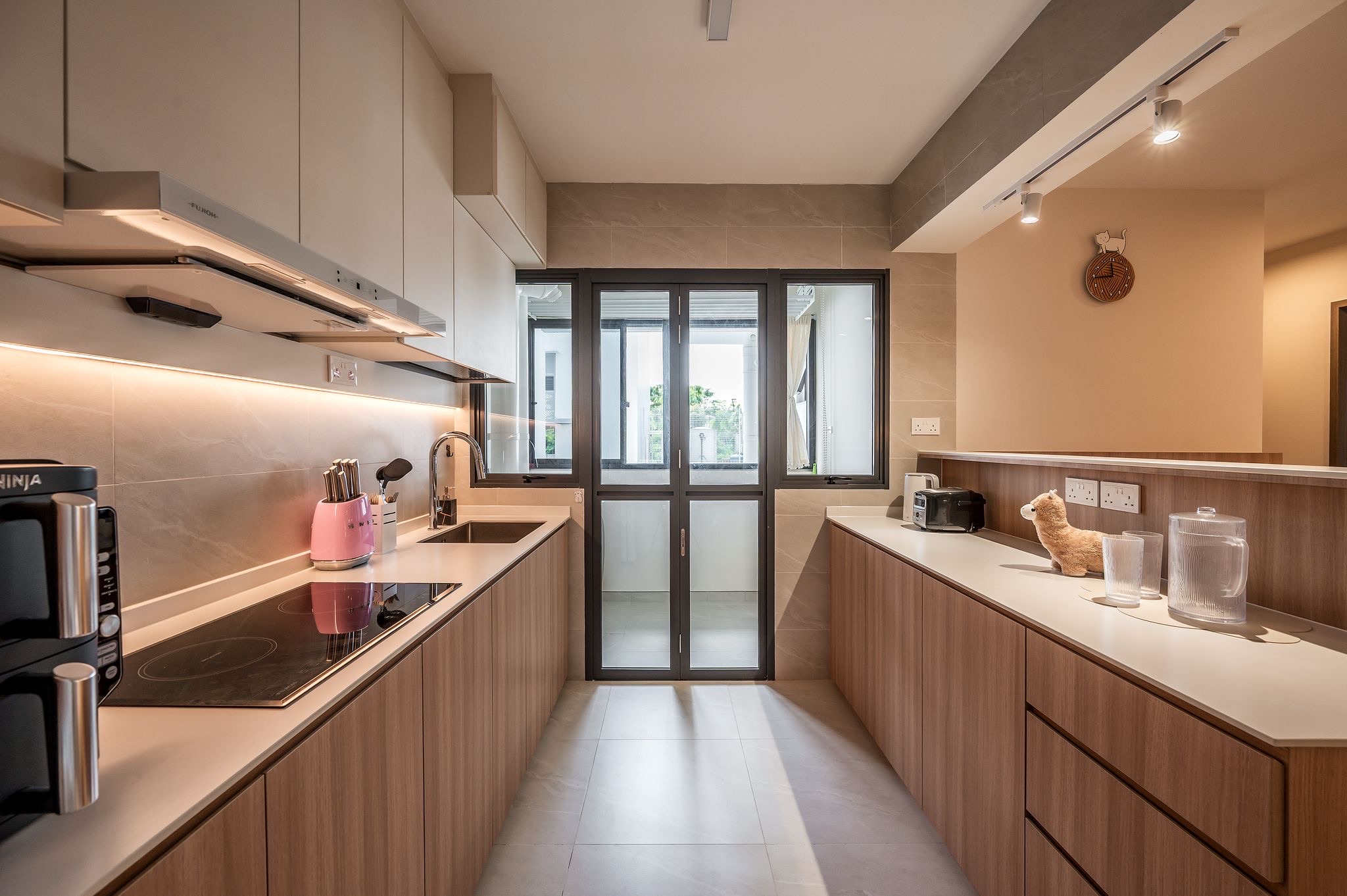 Bright, Airy & Open Kitchen