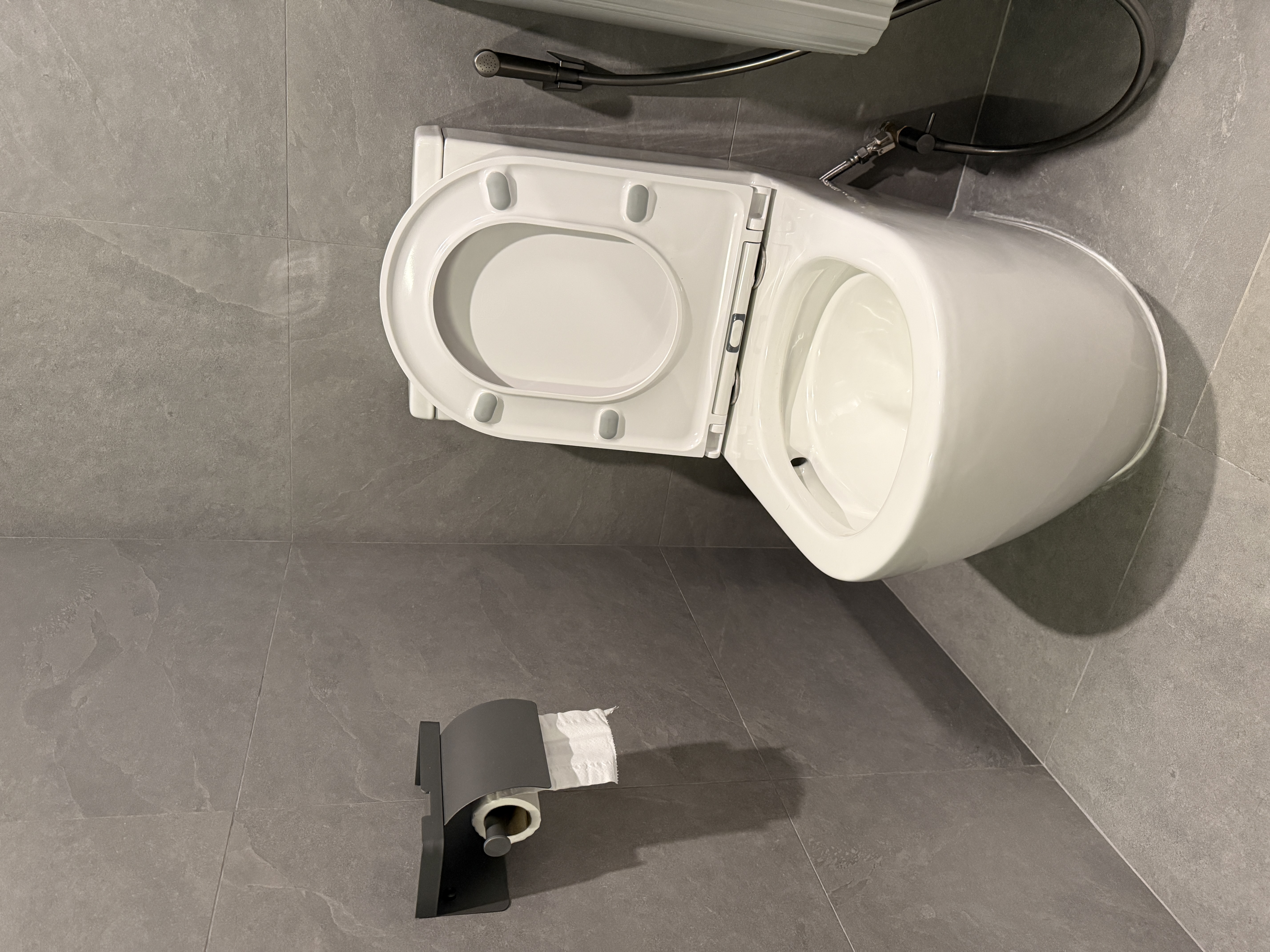 Our hotel-inspired master bath: keeping all things dark and cosy