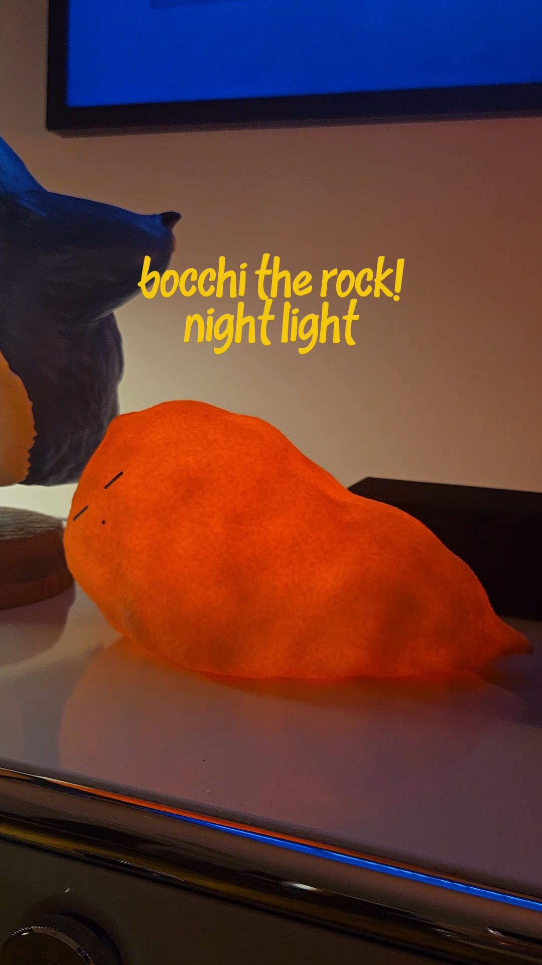 from designer to unserious lamps, our home's got it all 💡