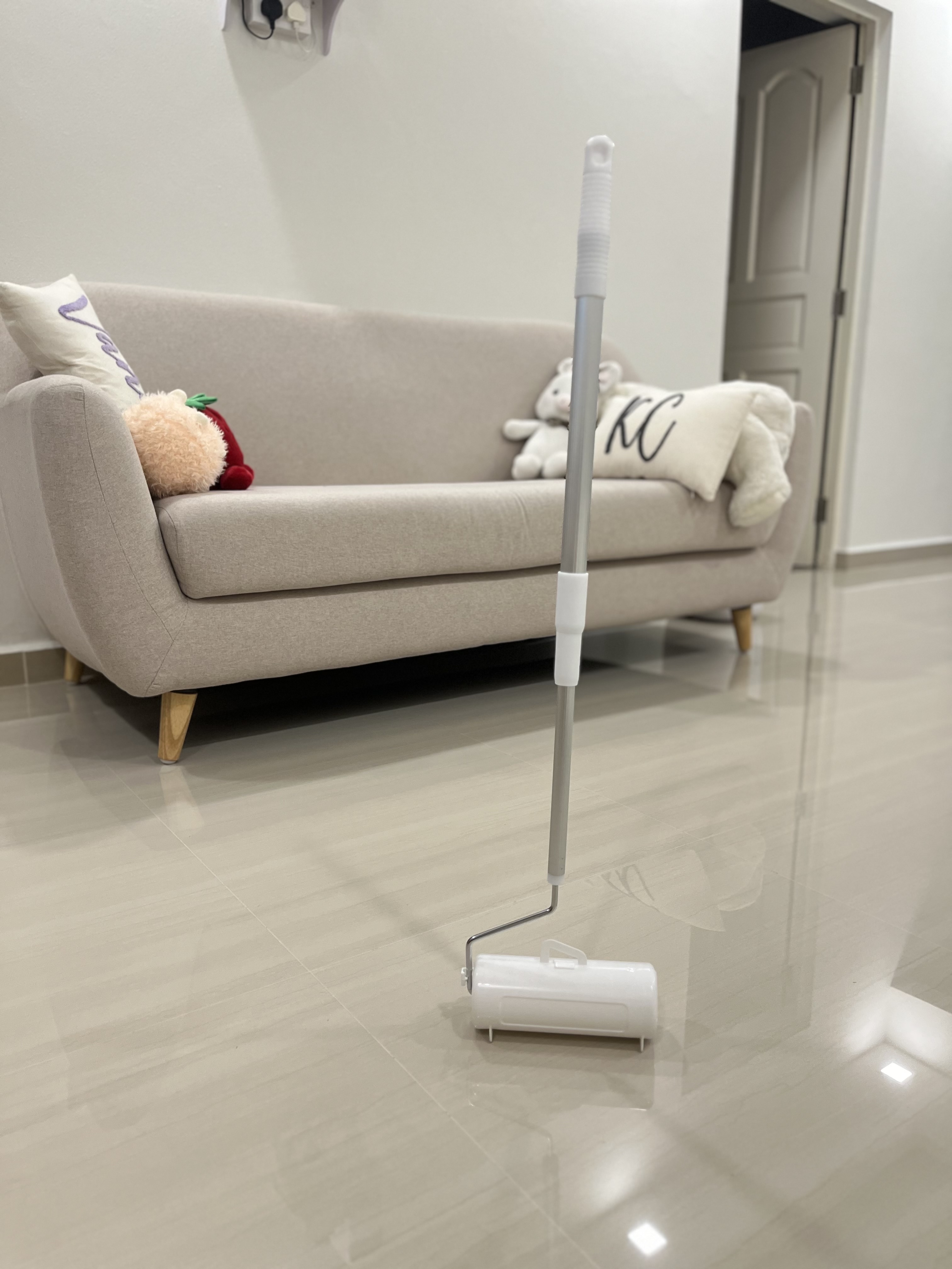 5 Cleaning Tools We Swear By as Lazy Homeowners