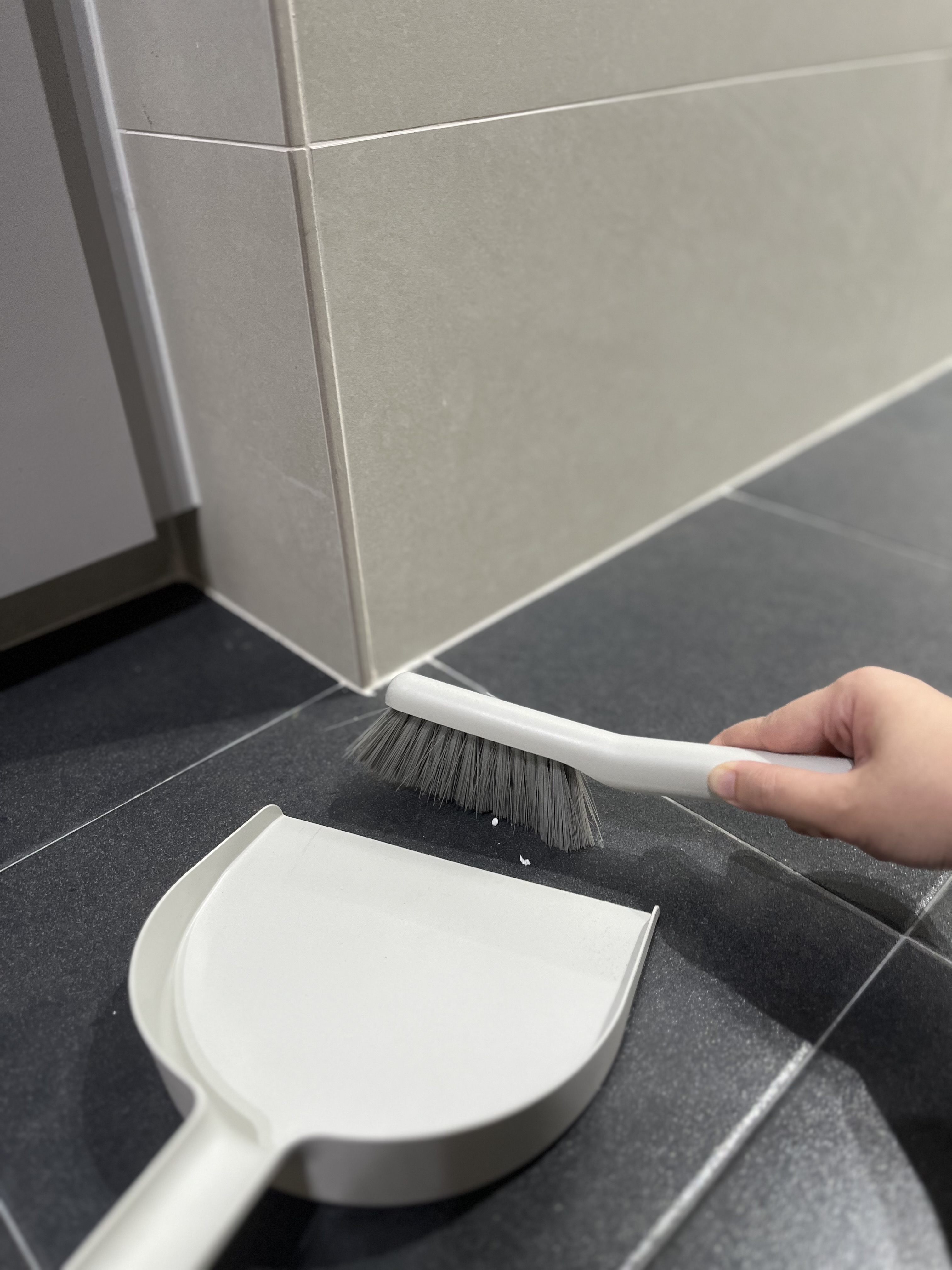 5 Cleaning Tools We Swear By as Lazy Homeowners