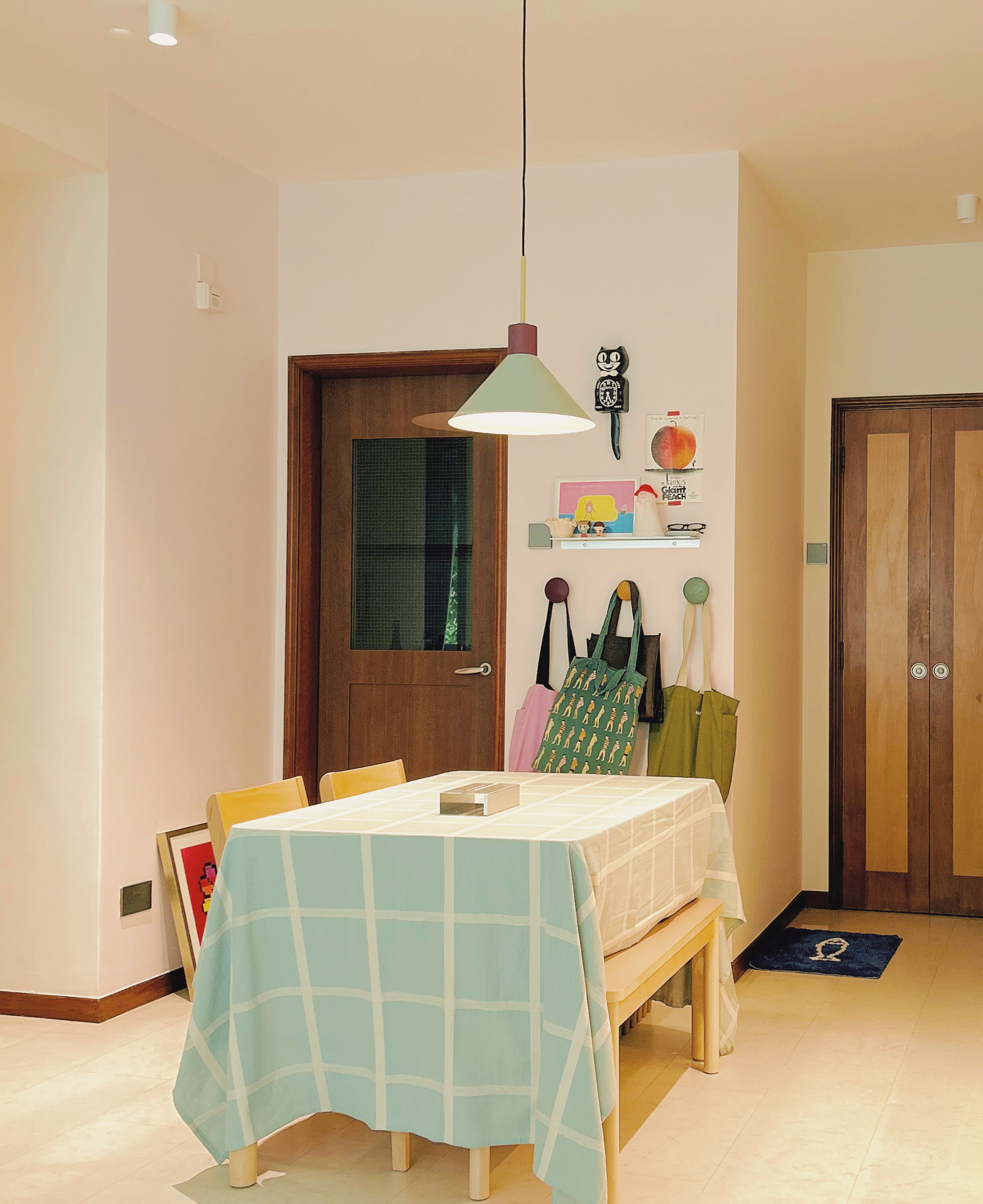 Welcome to Slow Off Days! Soft corners, Slow days 💜