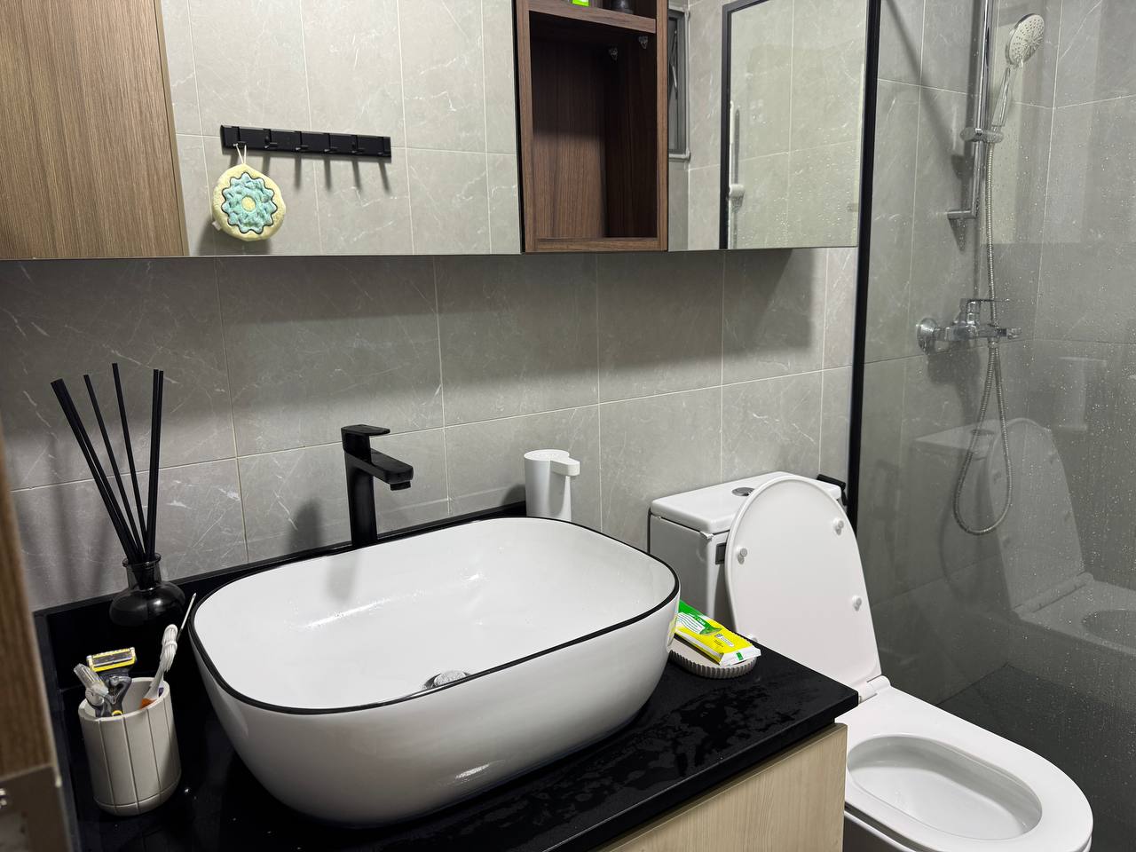 No TV, No Problem ✨ Our Tengah BTO Tour 🏡