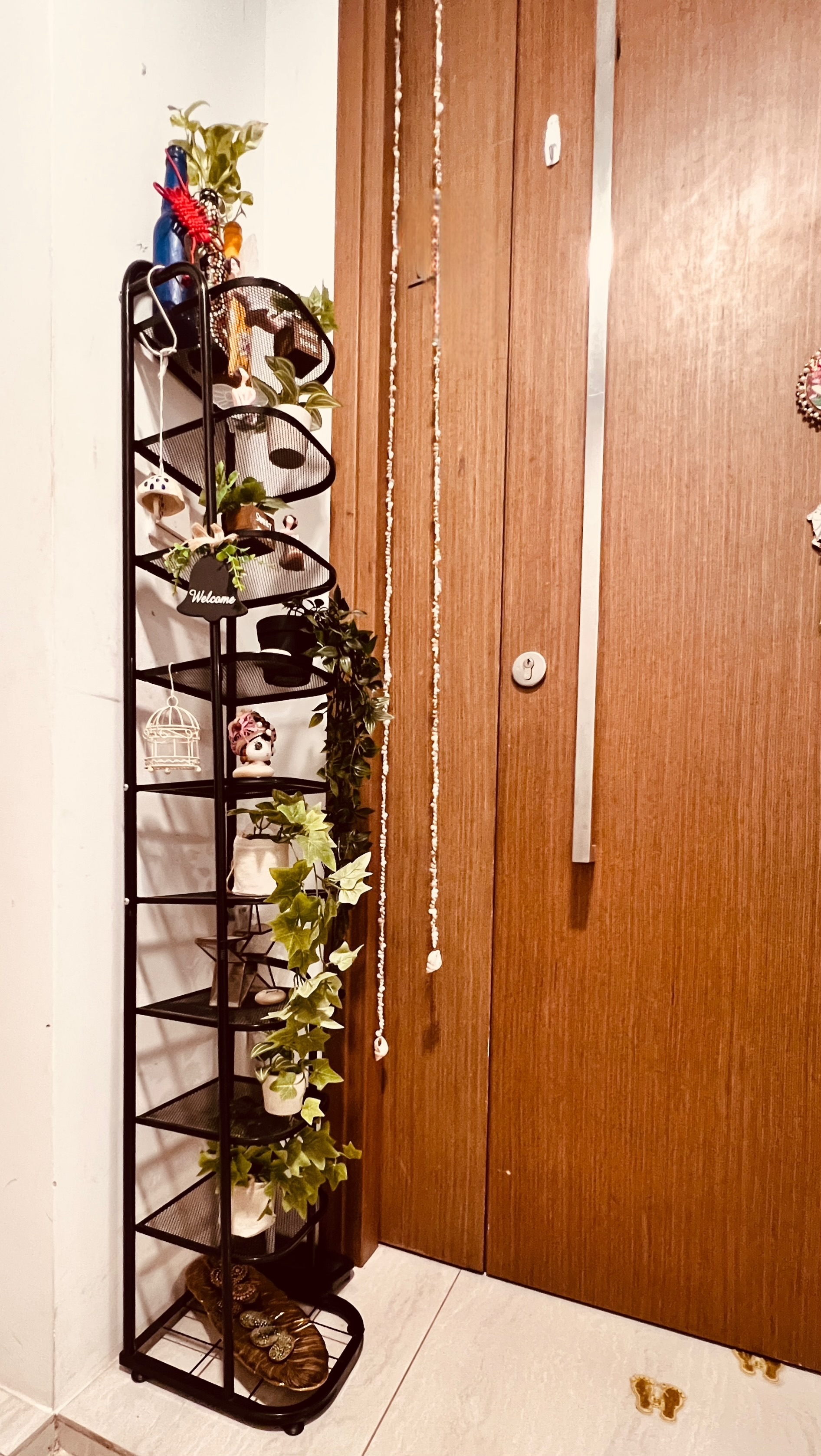 Beautify your entrance. 👆