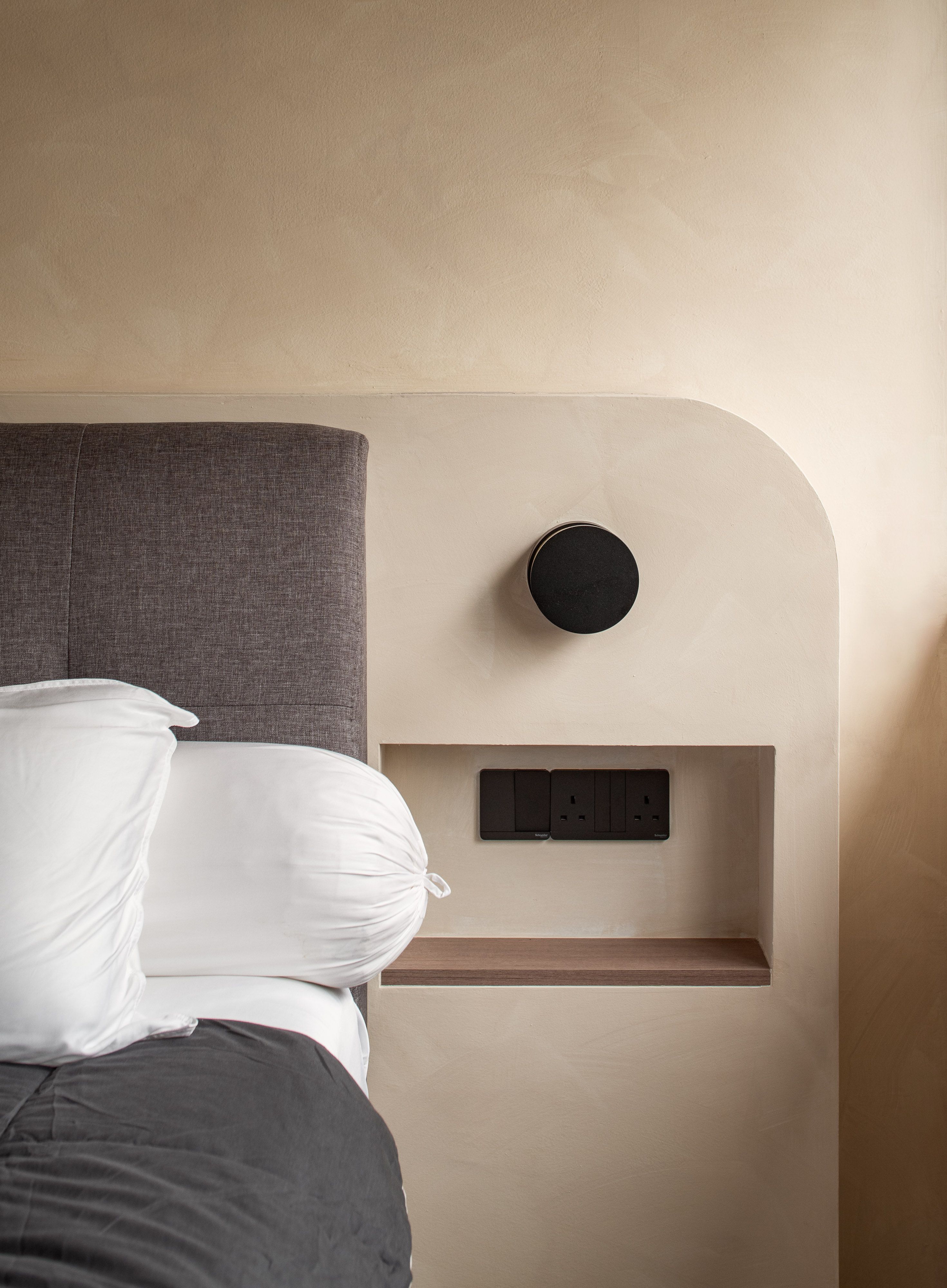 Bedroom-is-meant-purely-for-rest-so-we-create-a-calm-and-restful-feel.