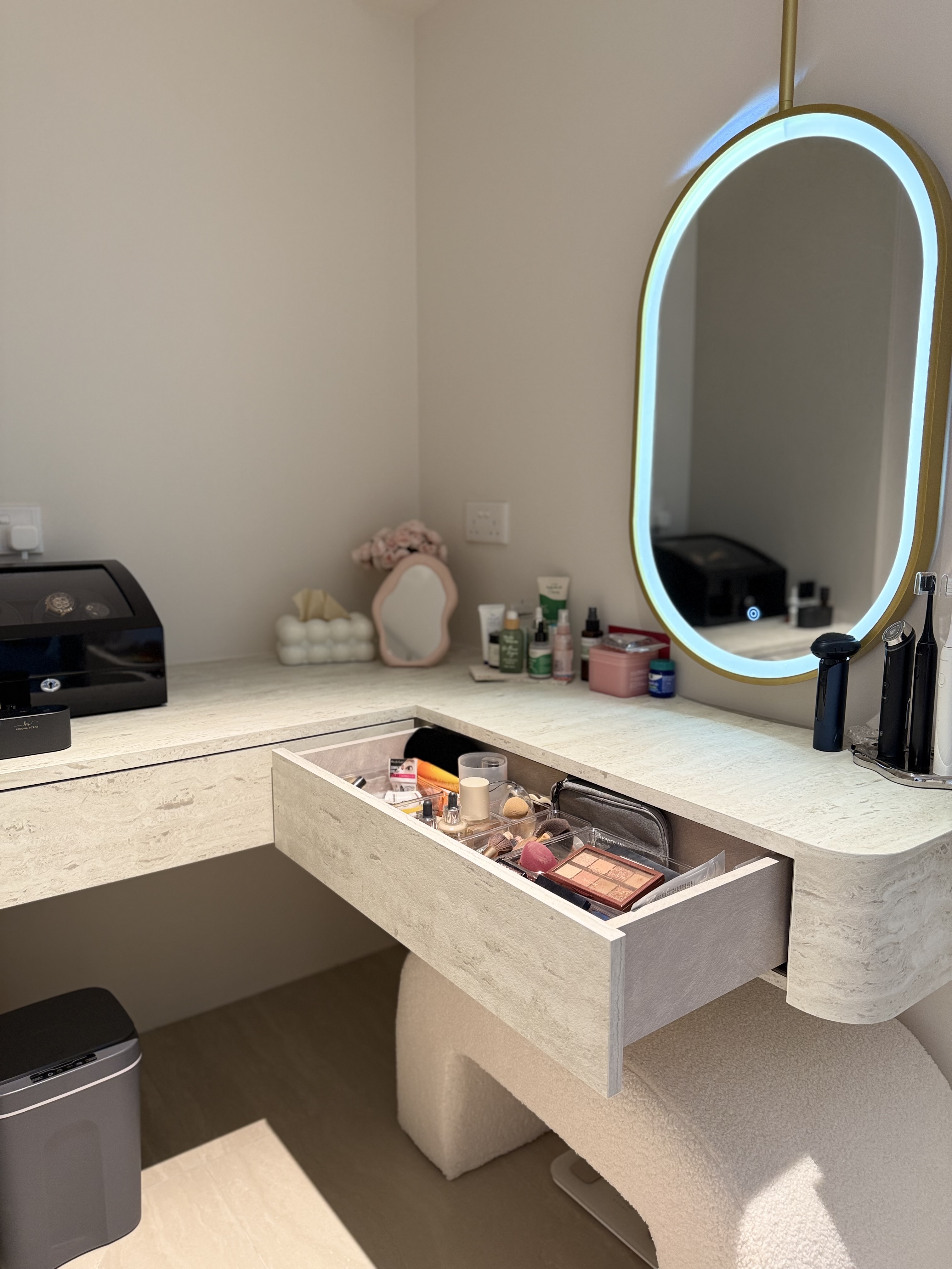 Today’s Highlight: Vanity Area