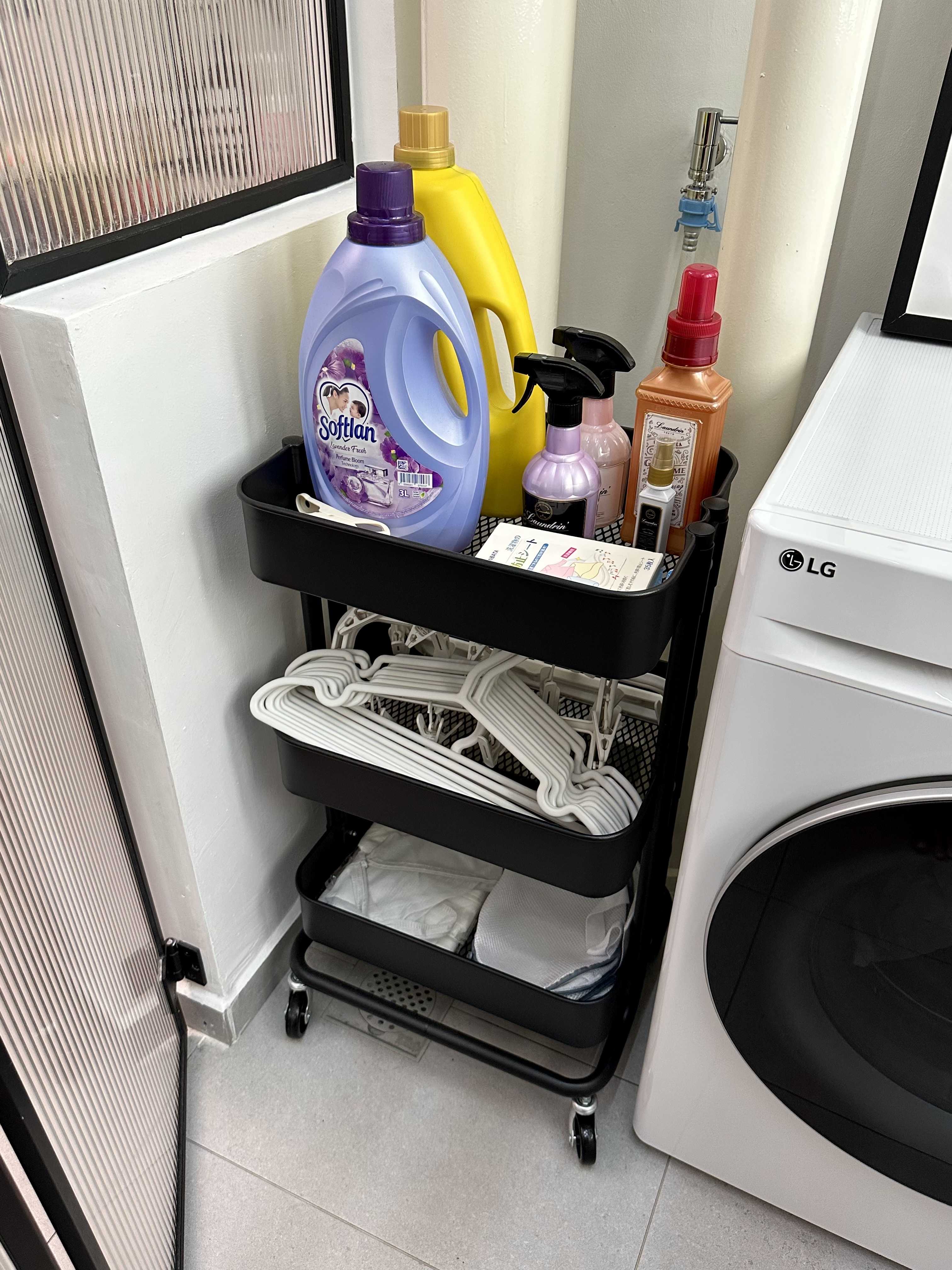 Our-Realistic,-No-Reno-4-room-HDB-Service-Yard-🧺