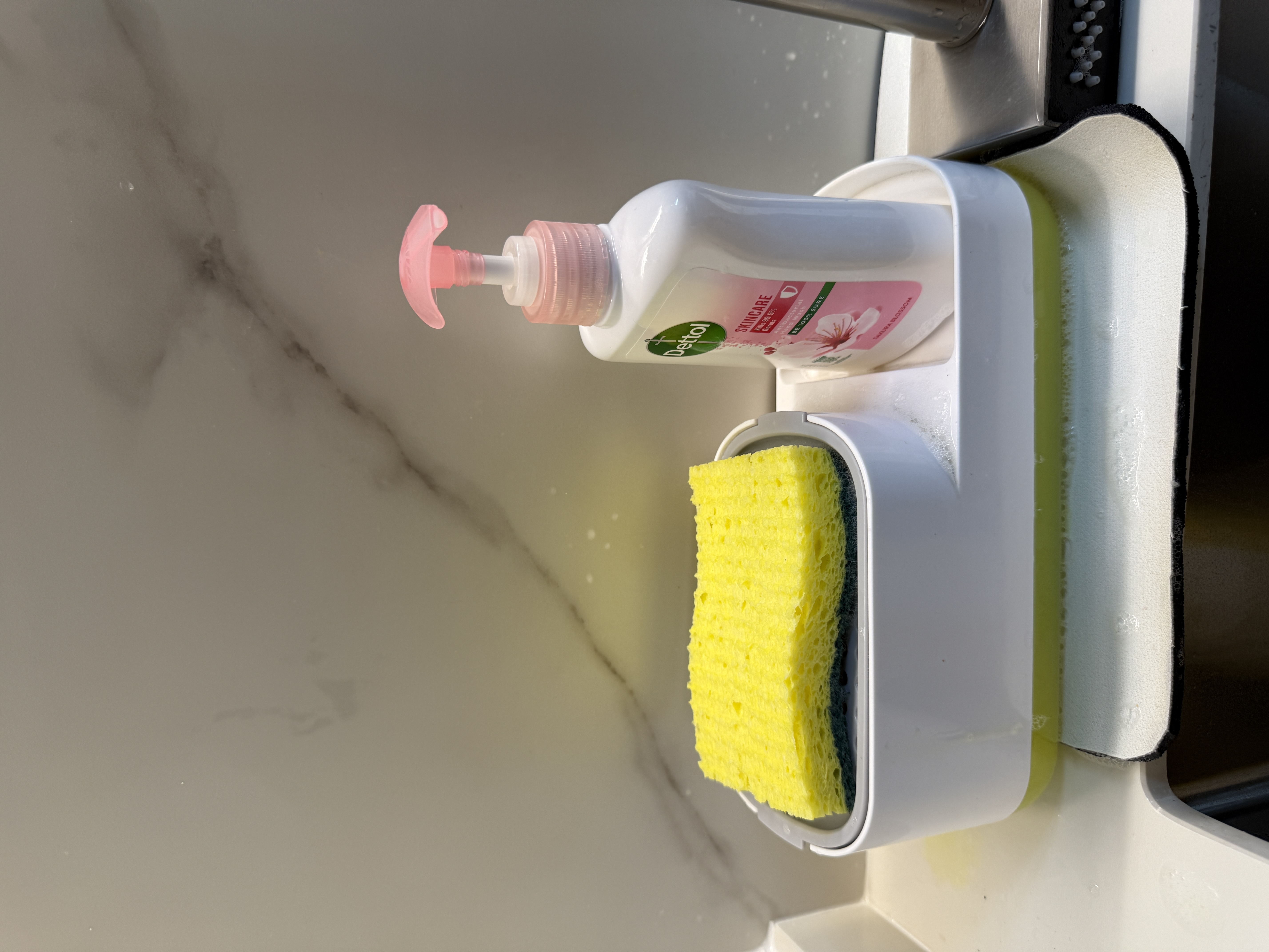 BEST kitchen wipe EVER for oily stove & other useful kitchen items