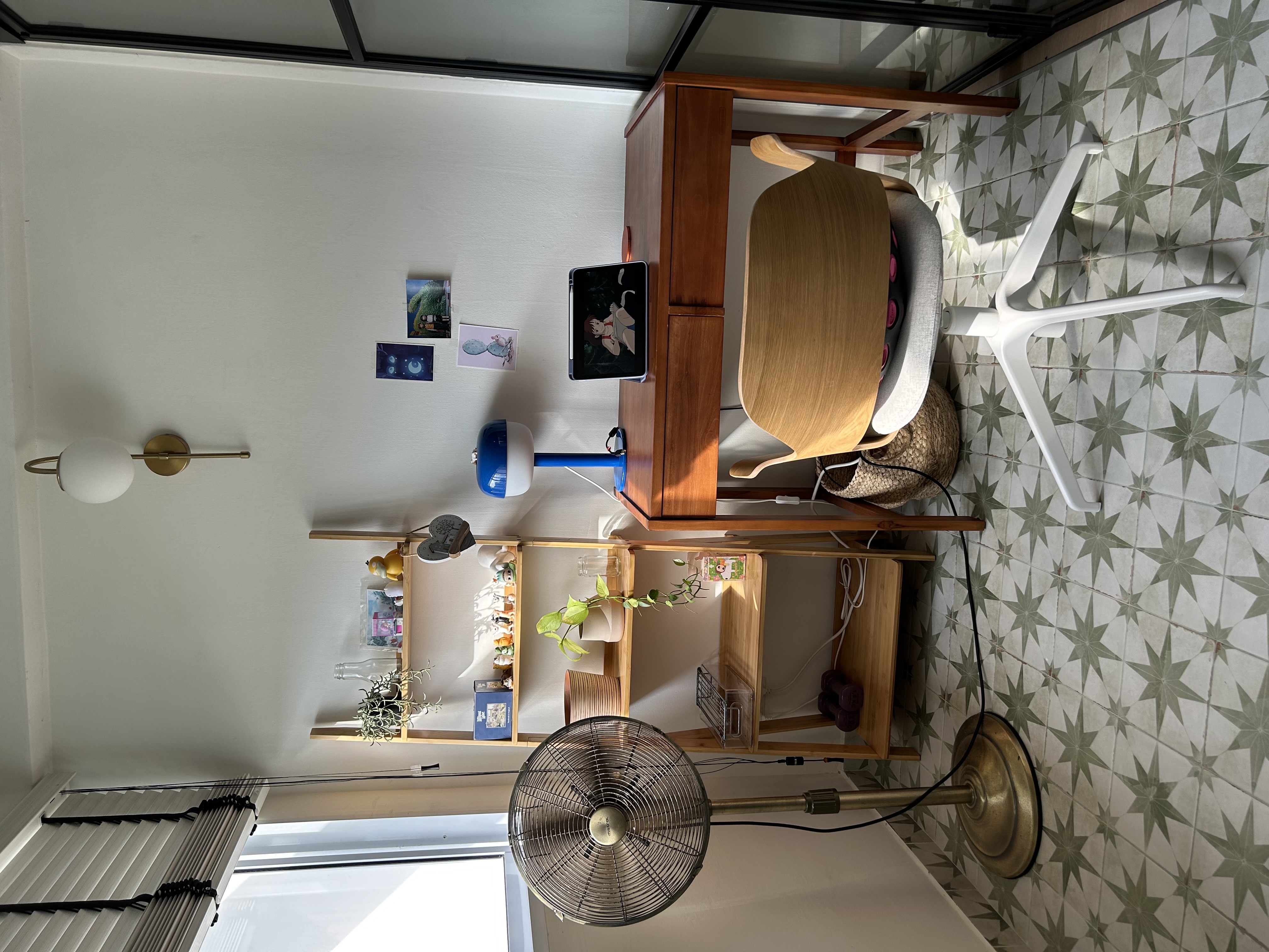 5-rm resale home tour (AI Diorama version)