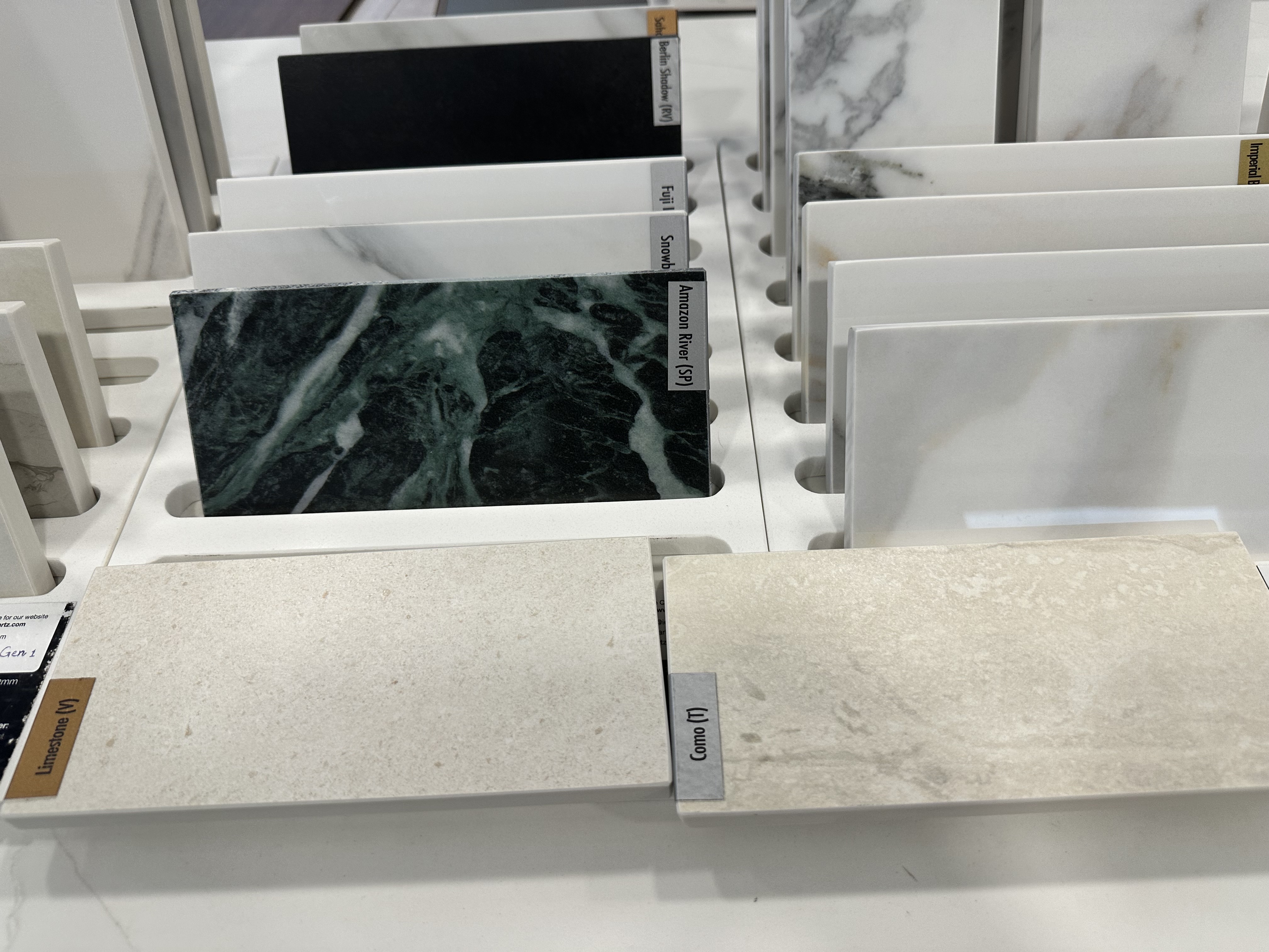 Choosing my tabletop material