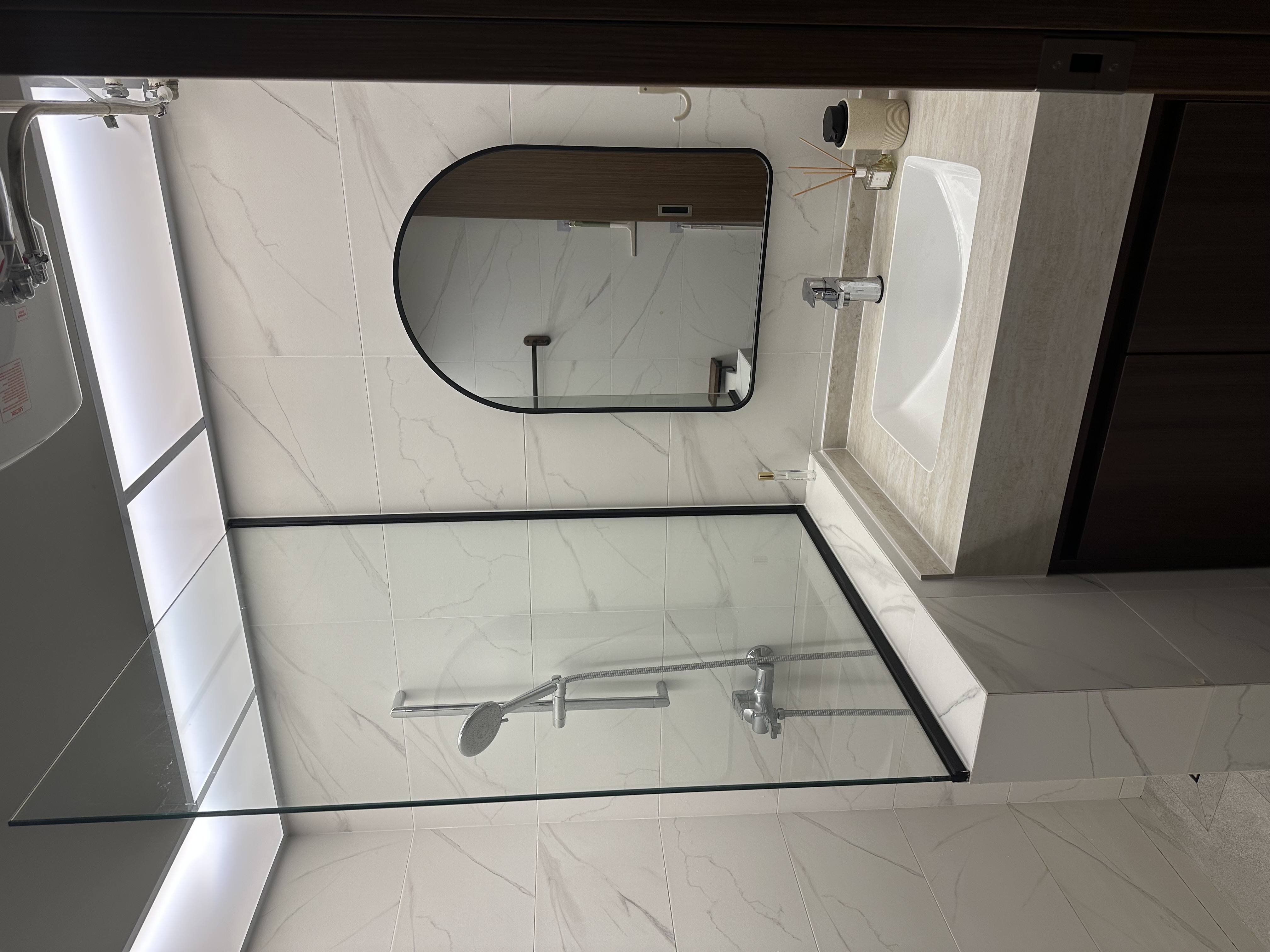 Mirrors that make a home 🏡