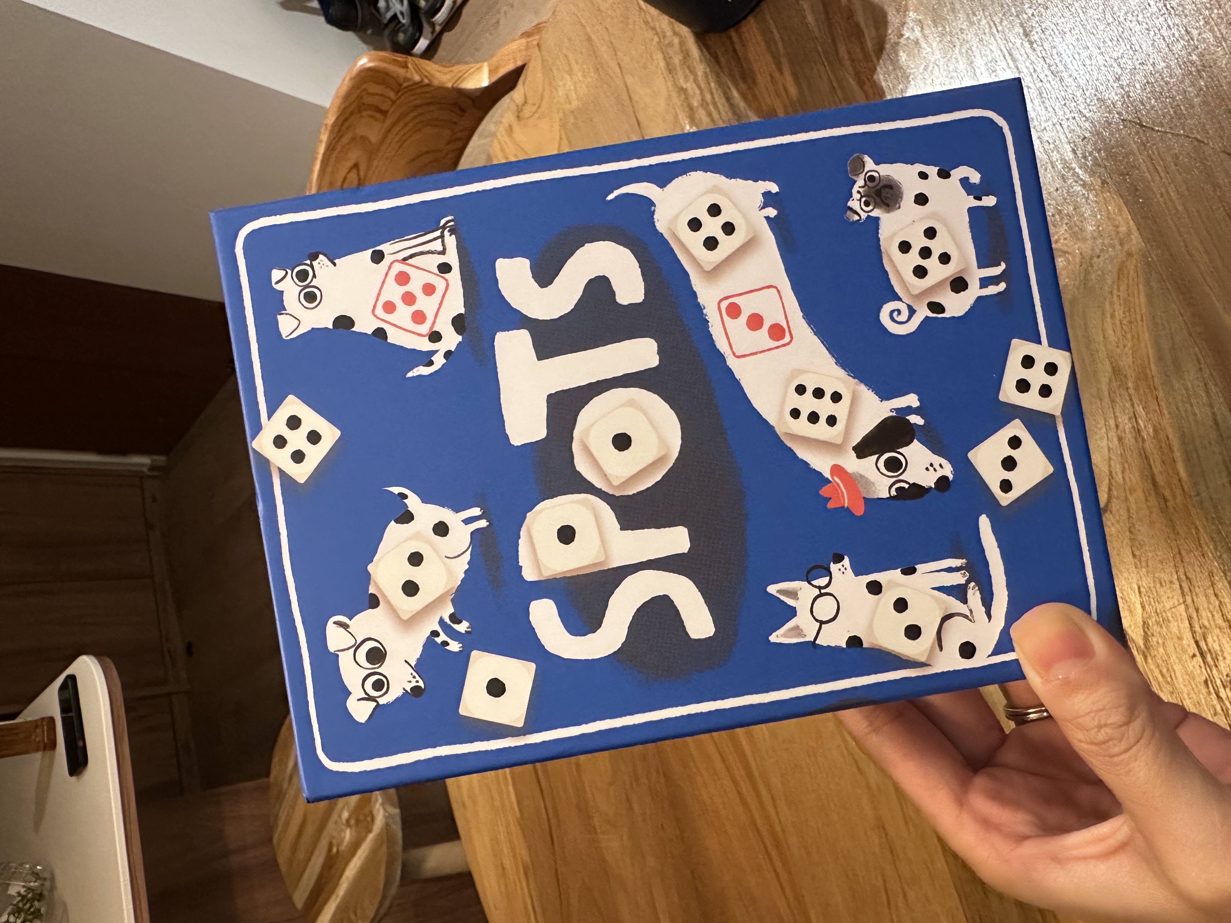 4 Fun Games To Have Ready When You Host  🎲