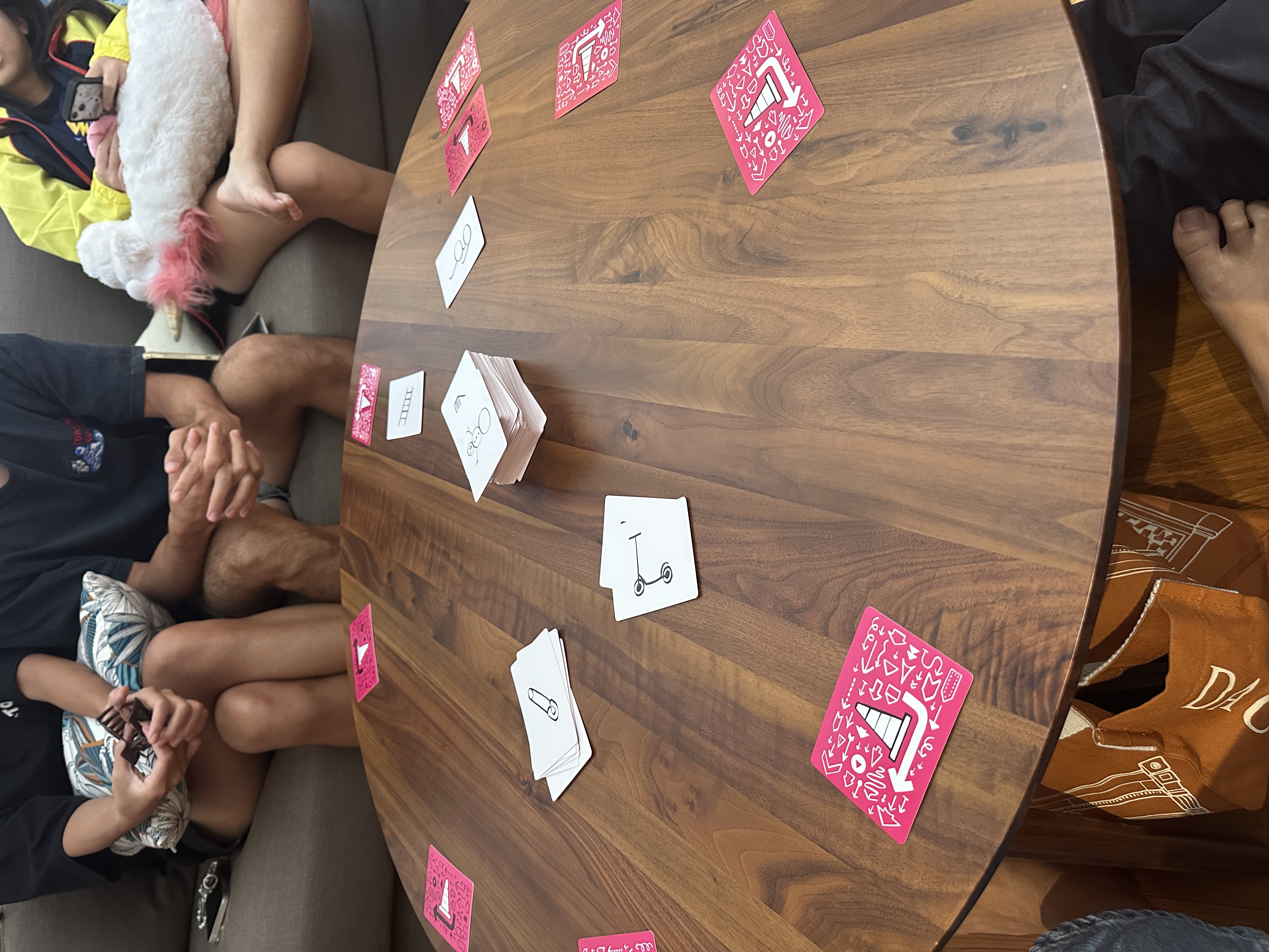 4 Fun Games To Have Ready When You Host  🎲