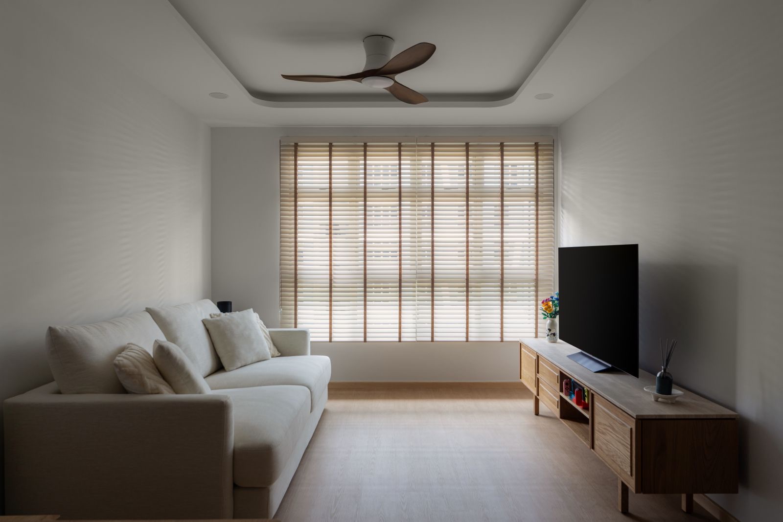 Experience the tranquility of coastal living 🏝️